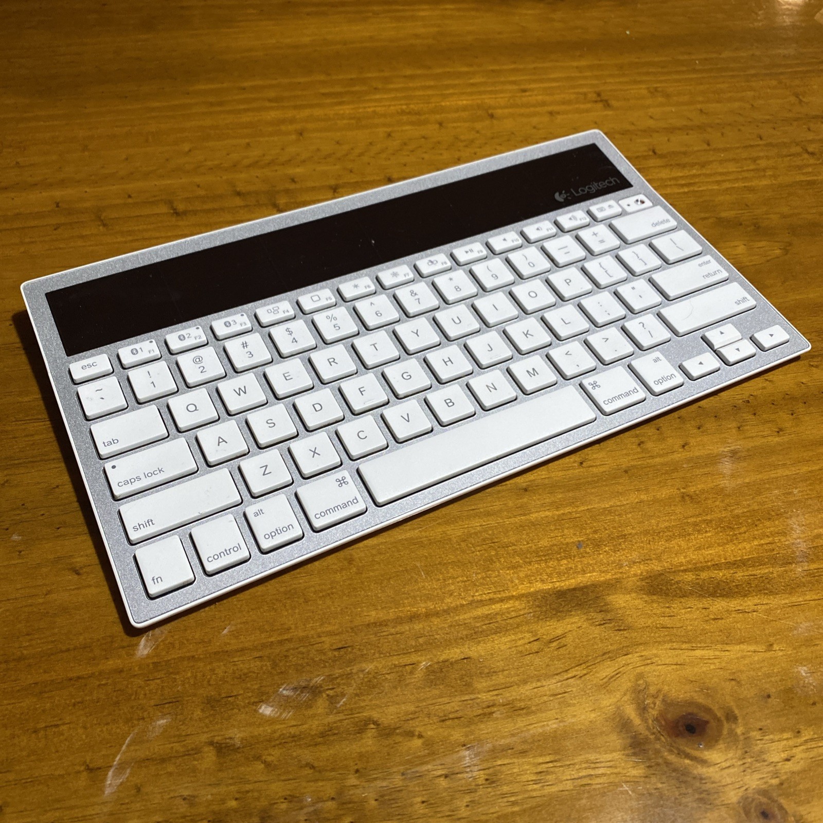 Logitech K760 Wireless Solar Powered Keyboard 