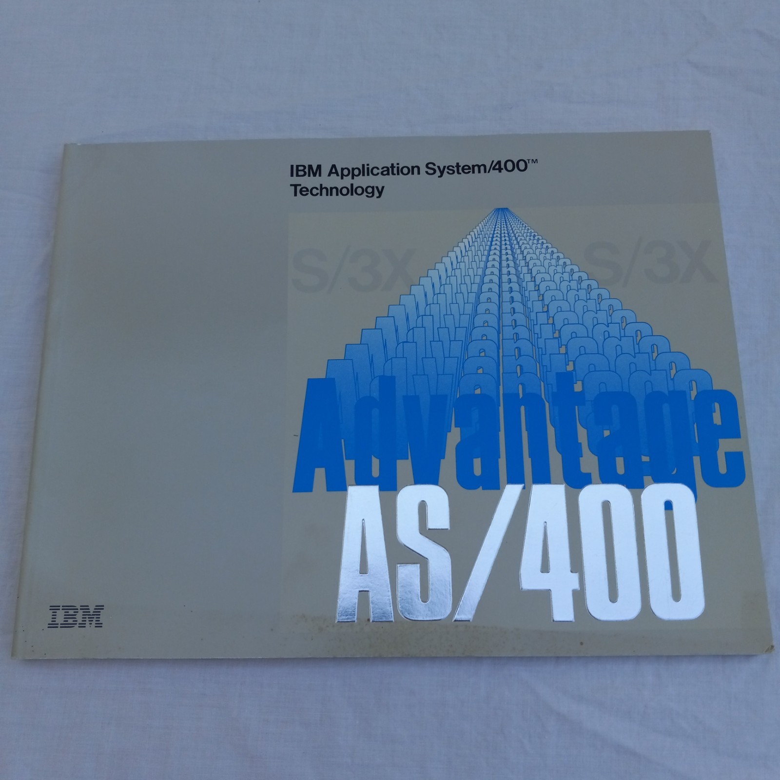 1988 IBM AS/400 Advantage 1st Edition Manual Guide Vintage 80s