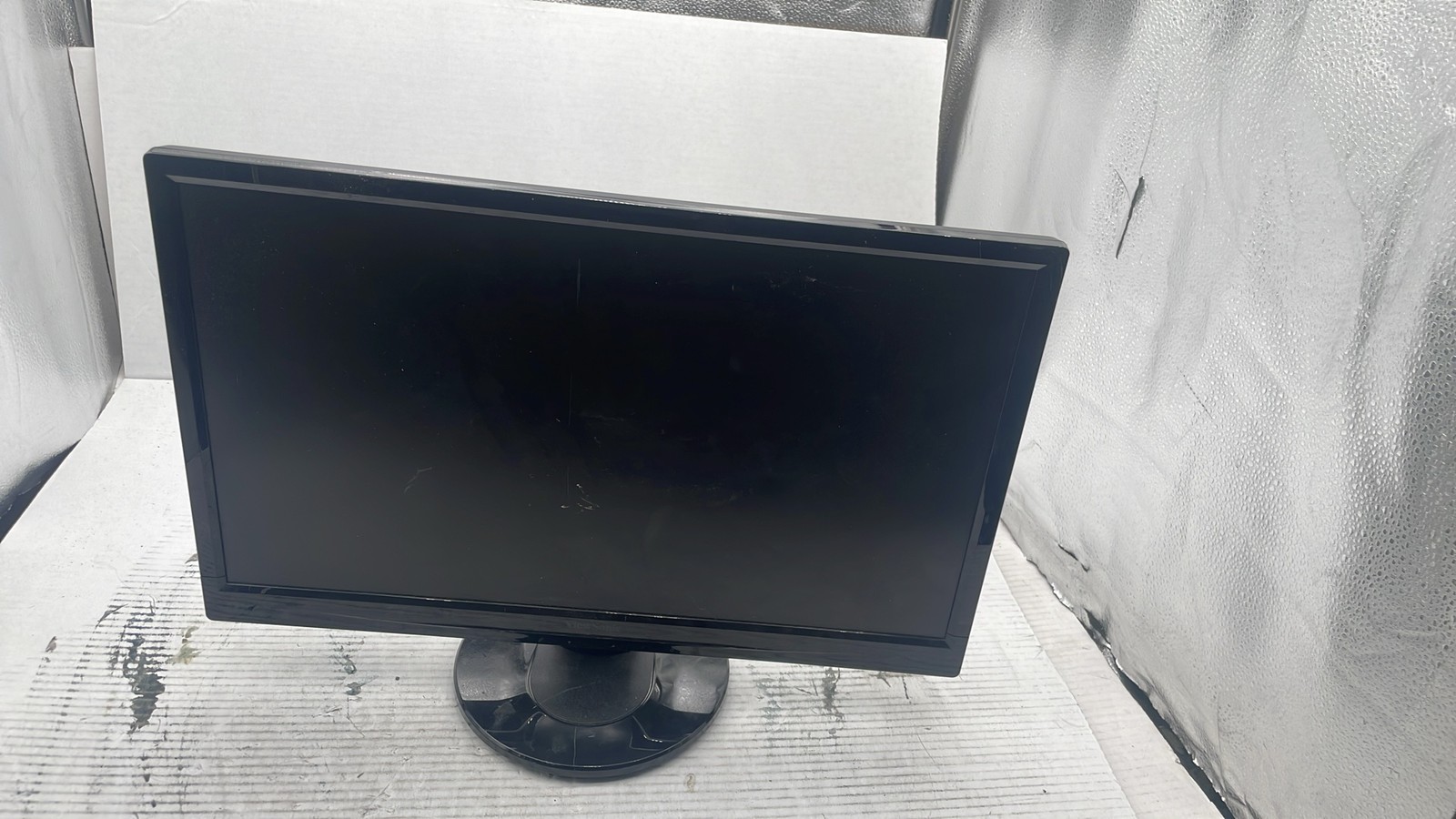 ViewSonic VA2246m-LED 22" LED LCD Monitor DVI VGA Widescreen Black Display 2013