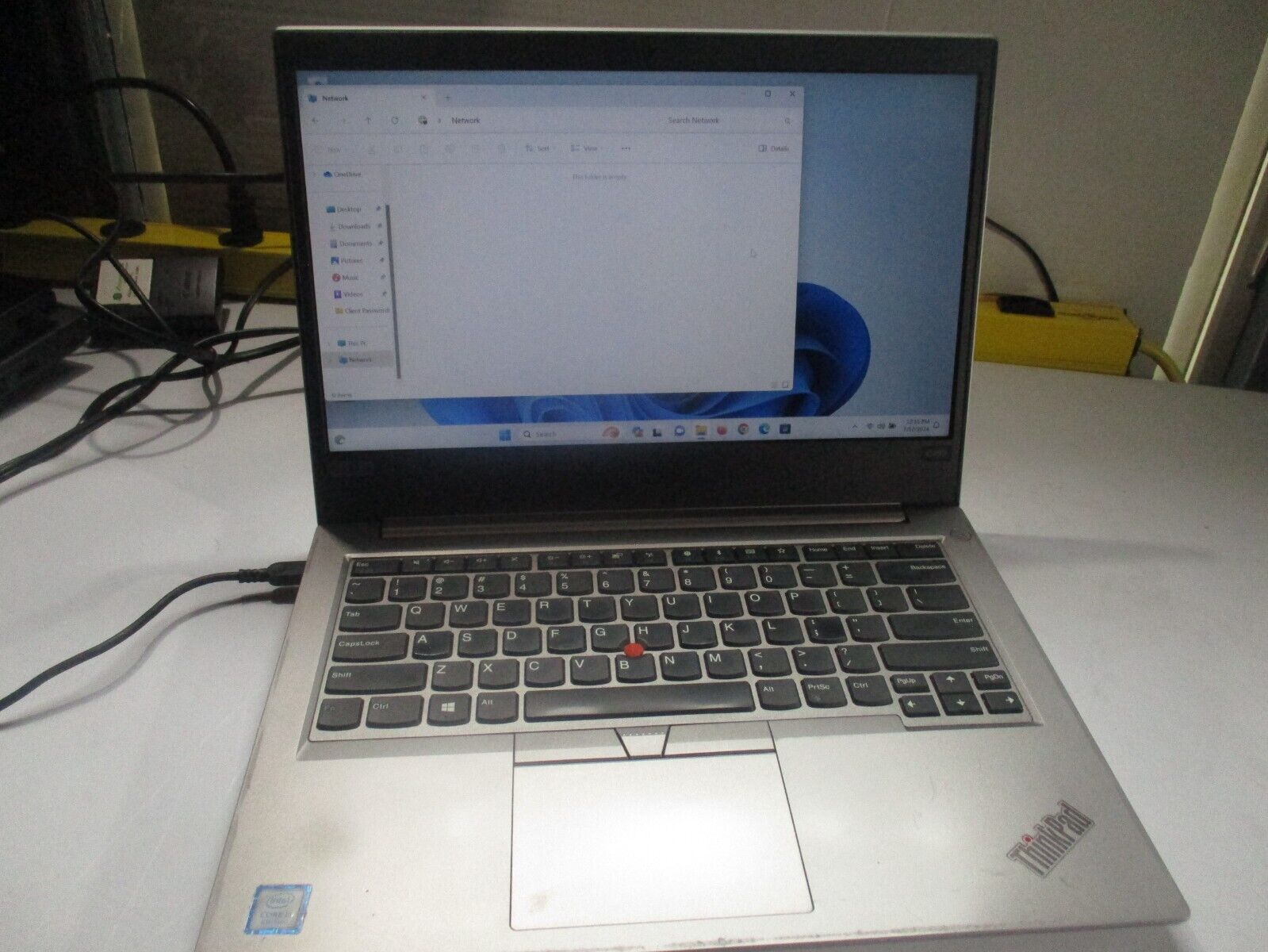 Lenovo ThinkPad E480 Intel i5-8250U-1.6GHz  8GB 256GB SSD Windows11P  HDMI 1080