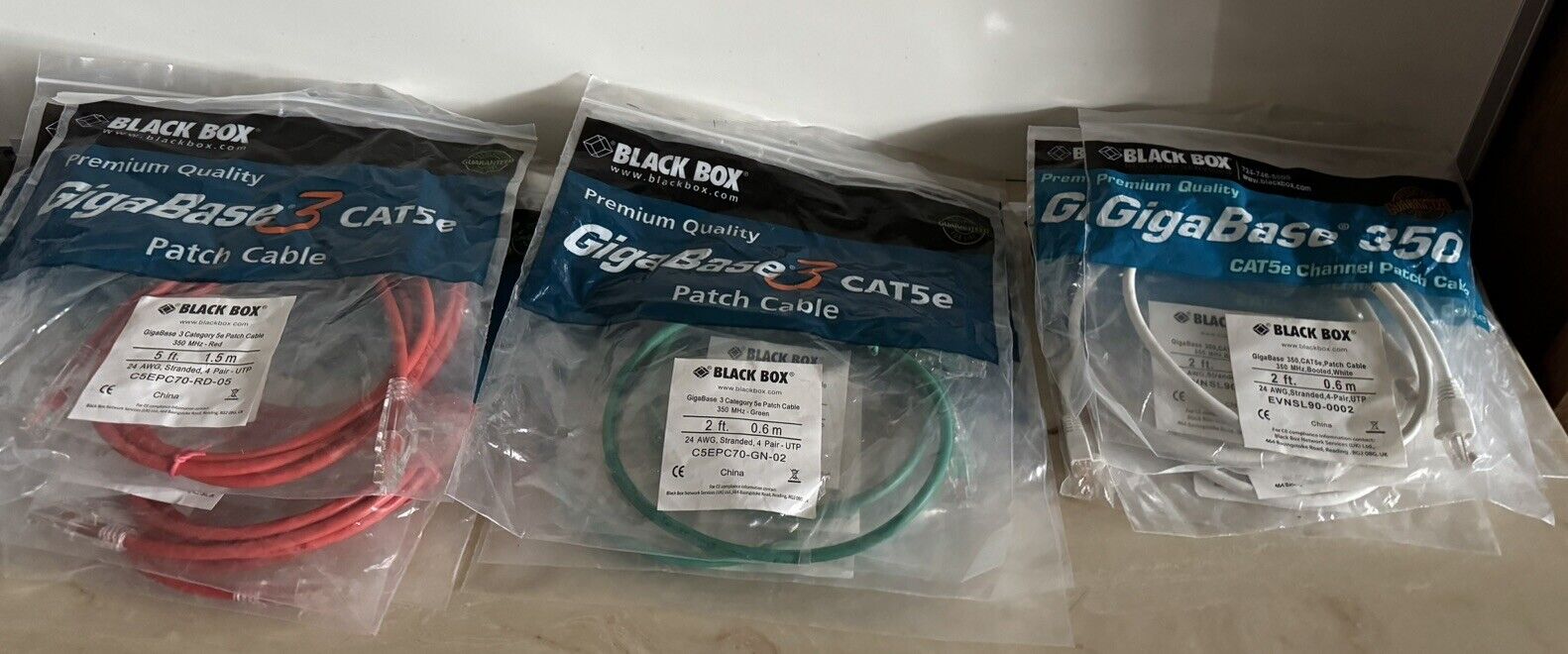 16 Qty Lot Cat 5 E Patch Cable GigaBase Black Box 5 Qty 5 Ft  16 Qty 2 Ft