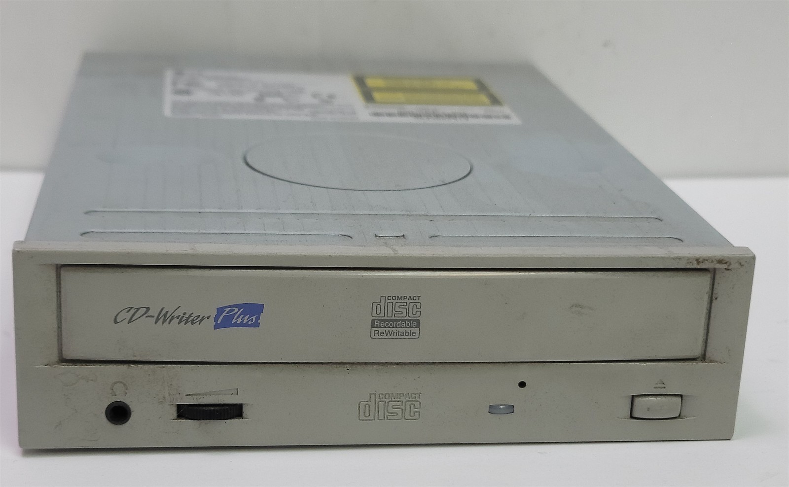 LG CED-8083B CD-R/RW 5.25" Drive, PATA/IDE/40-Pin, tested w/pics
