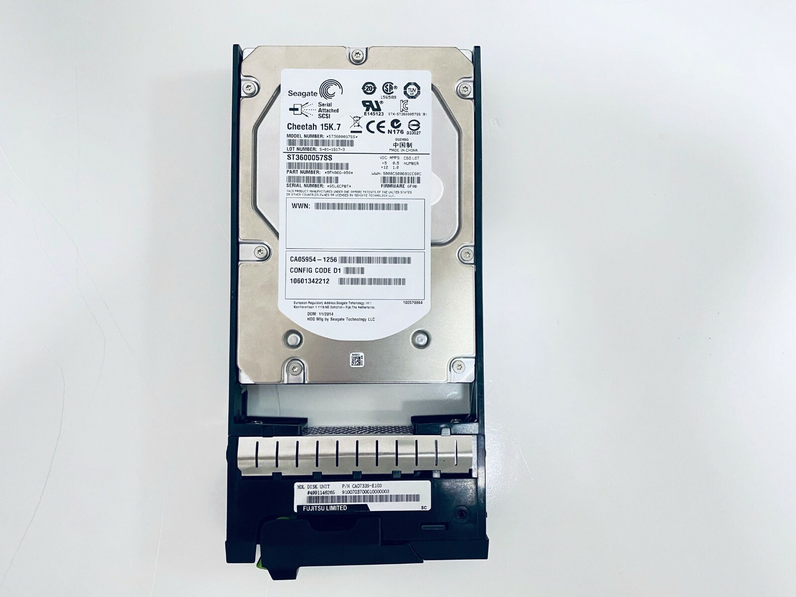Fujitsu CA07339-E103 Seagate ST360057SS Cheetah 600GB Hard Drive 15K,7 SAS 