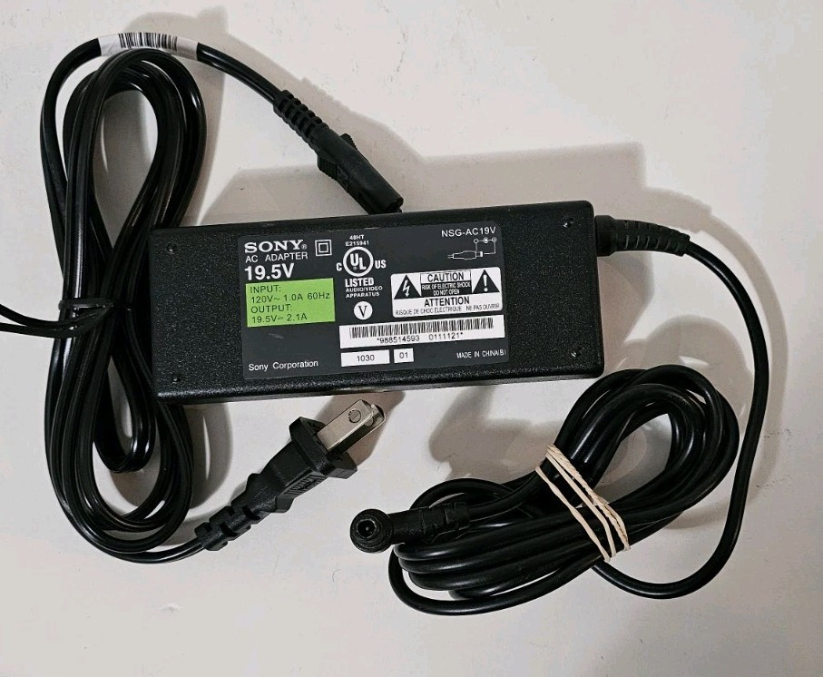 Sony Ac Adapter 19.5V NSG-AC19V AC Adapter Power Supply Cord