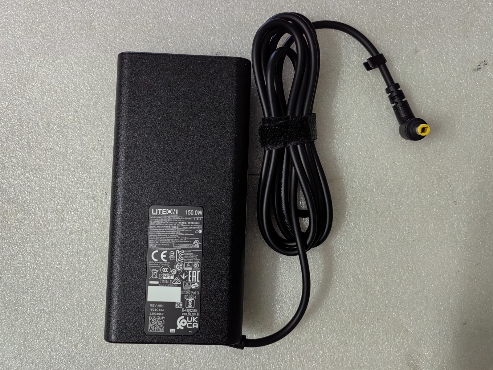 LITEON PA-1151-76 150W AC Adapter Original For Gigabyte G7 MD-71S1123SH 20V 7.5A