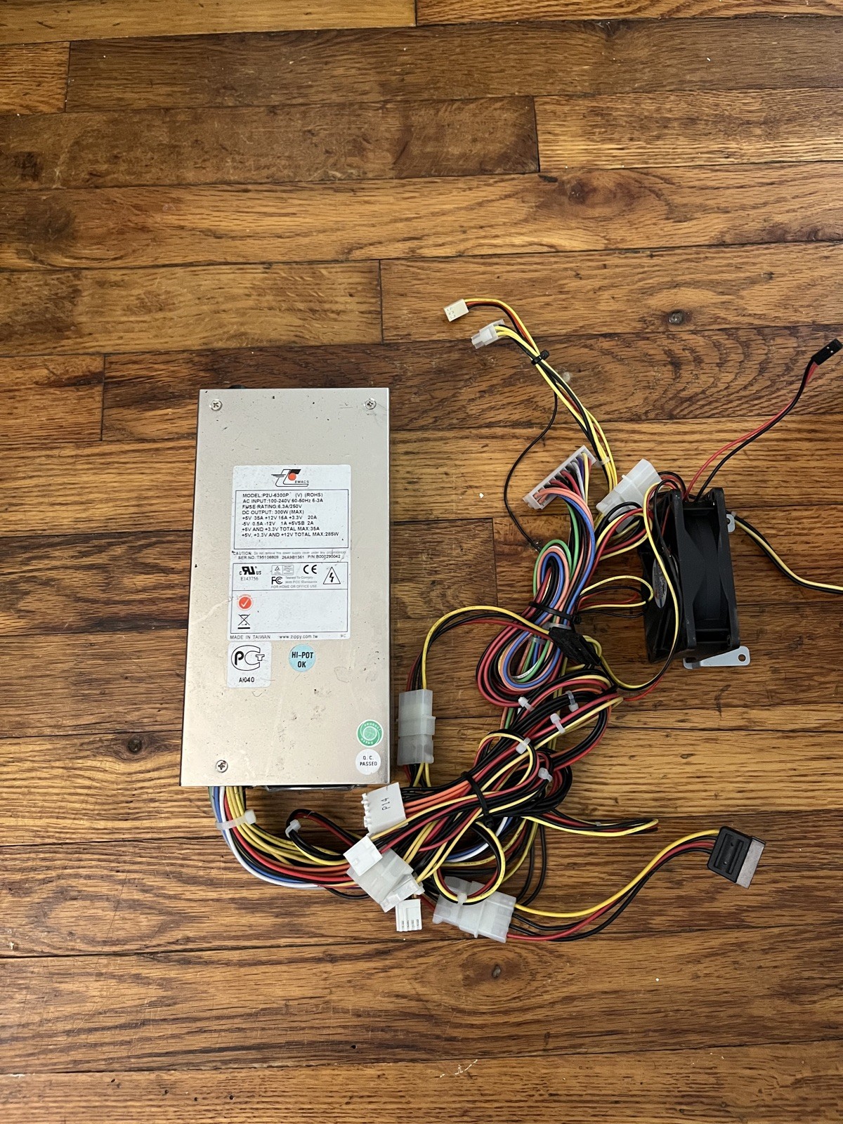 EMACS P2U-6300P POWER SUPPLY 20, 4 MOLEX 300 WATTS