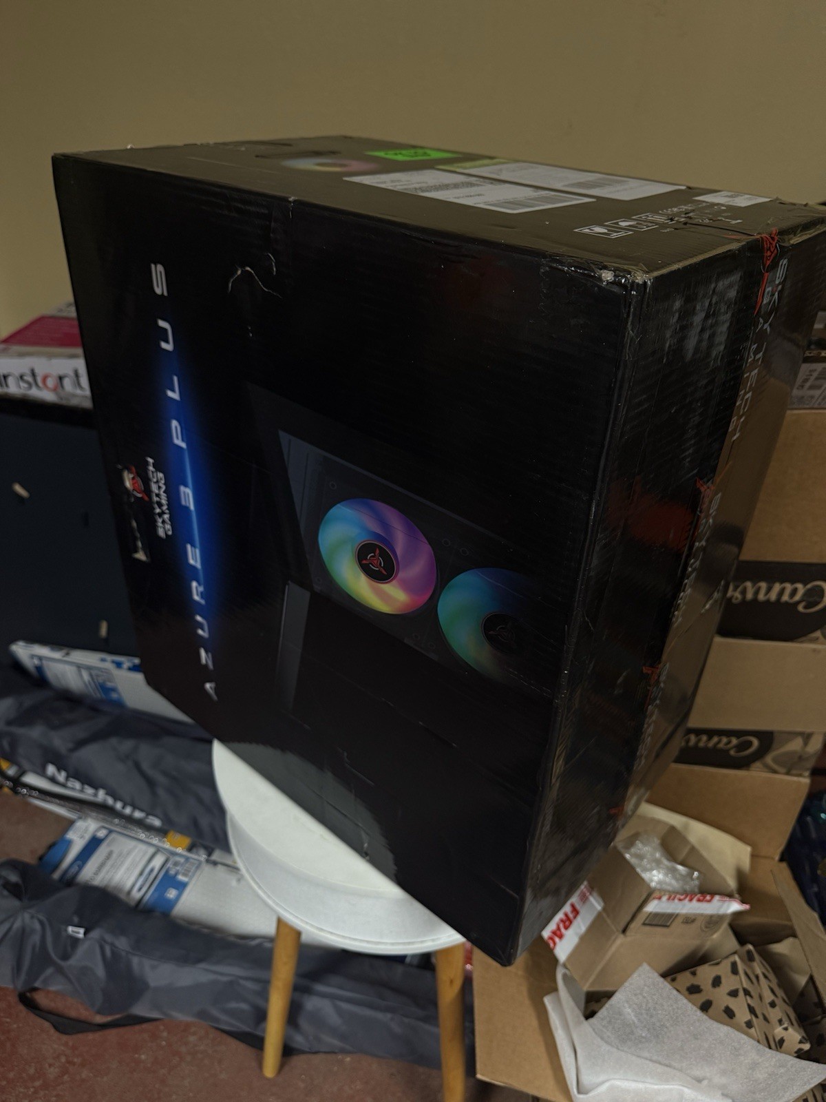 Skytech Gaming Azure 3 Plus Ryzen 7700X NVIDIA RTX 5070 1TB NVMe 16GB DDR5 6000