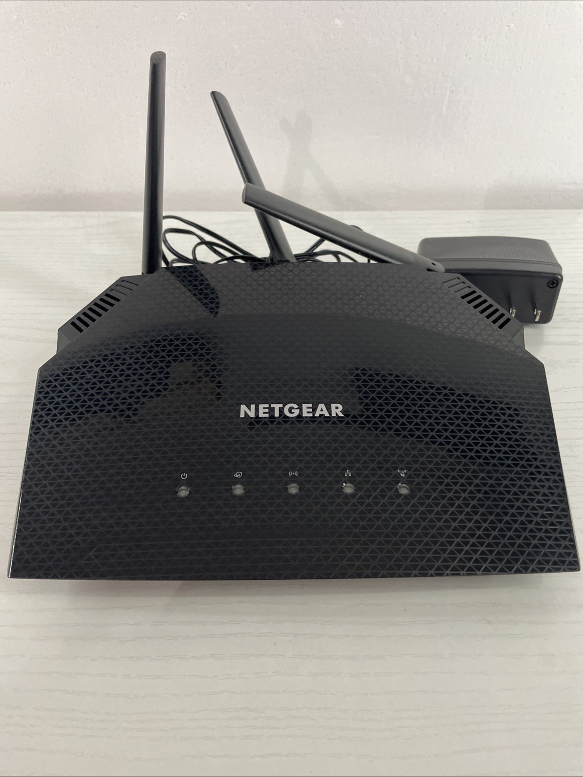 NETGEAR AX1800 1000 Mbps 4 Port Wireless Router Wifi 6 (Model RAX10)