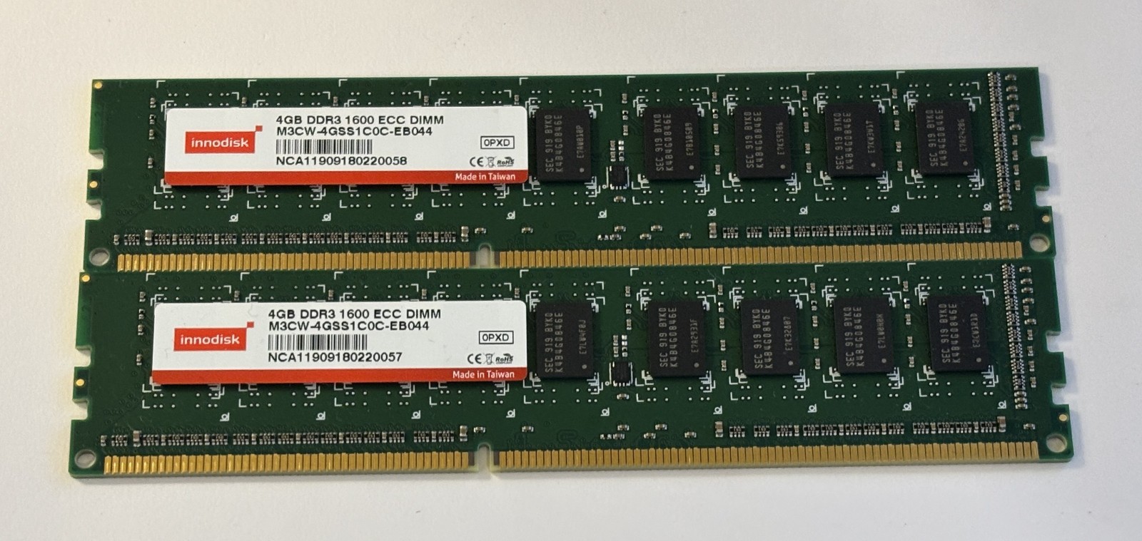 Lot of 2x 4GB DDR3-1600 ECC Unbuffered DIMM RAM PC3-12800 NCA11909180220058