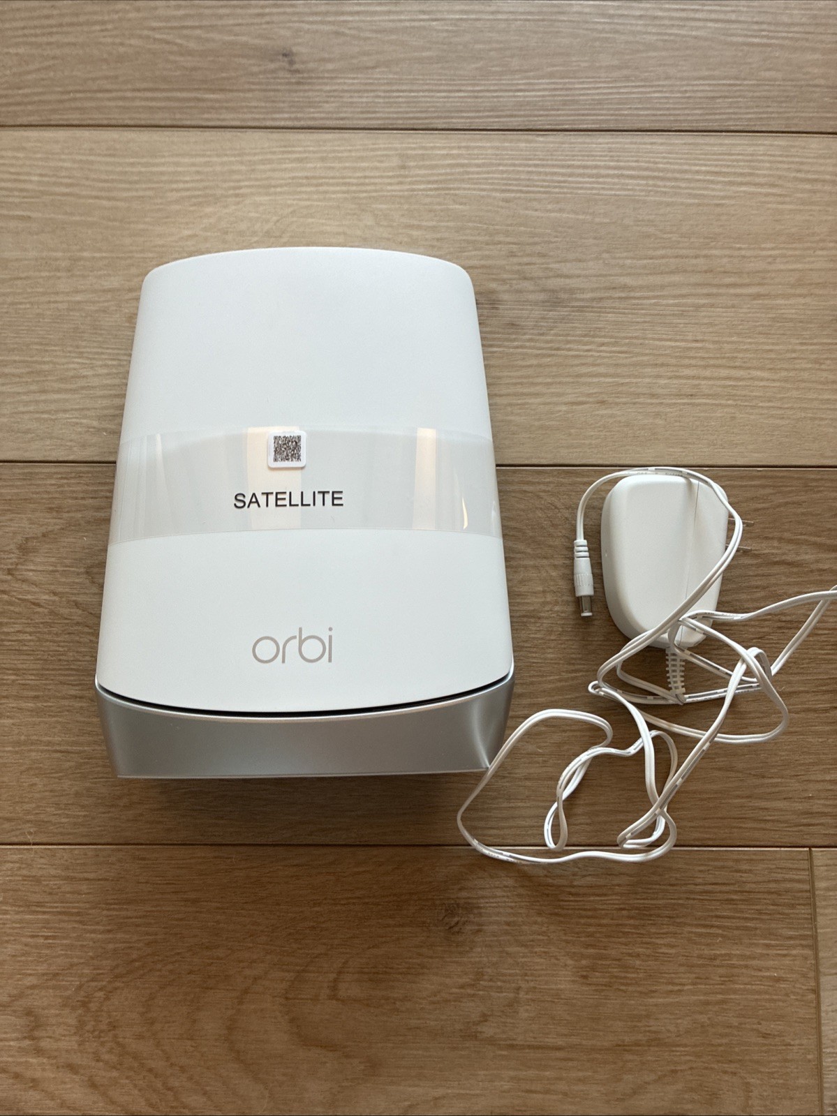 NETGEAR Orbi RBS750 Add-on Satellite Tri-Band Wireless Mesh WiFi 6 AX4200 Tested