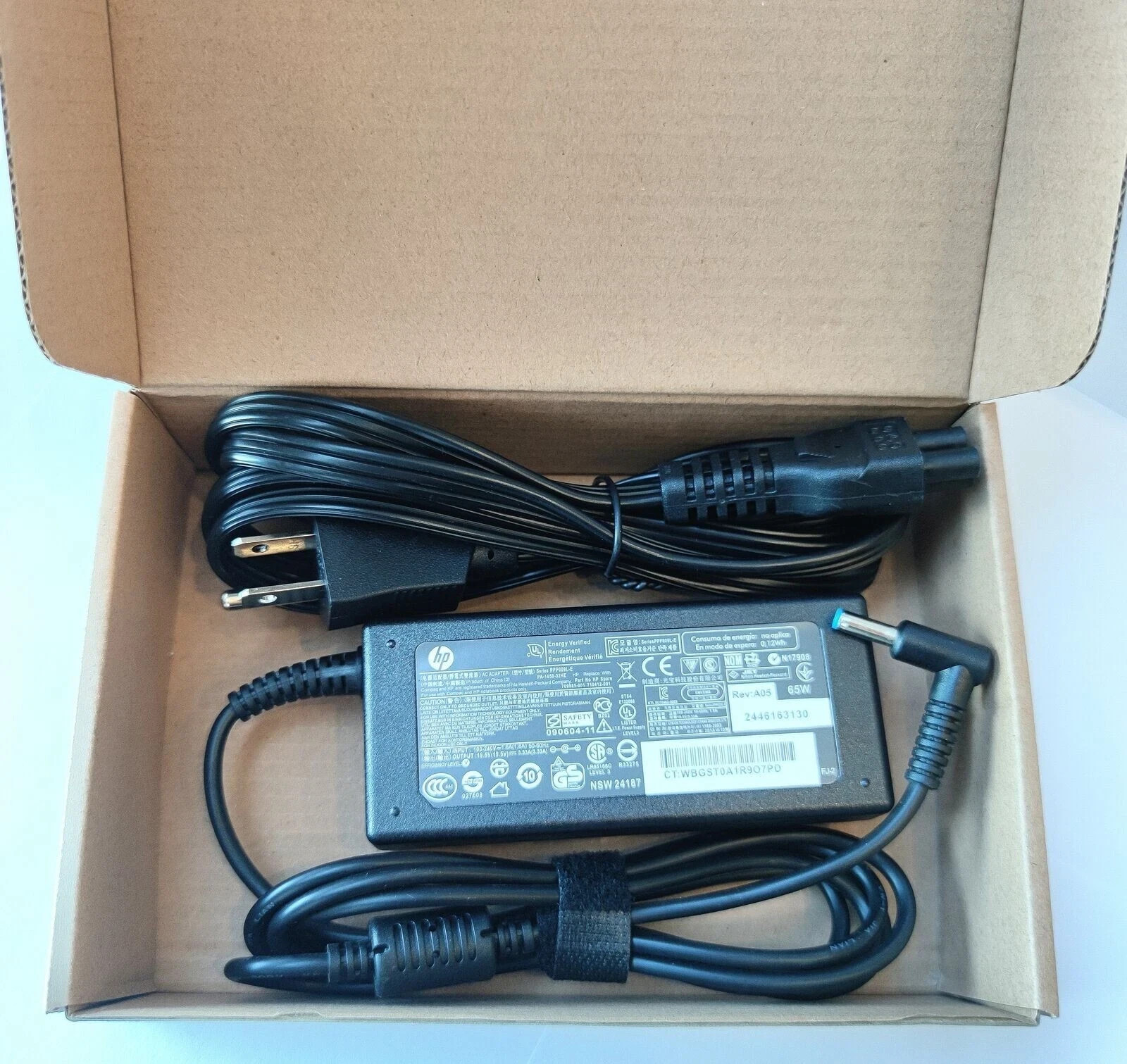 Genuine 65W Blue-tip Adapter Charger For HP Pavilion 14t 14z 15t 15z 714158-001