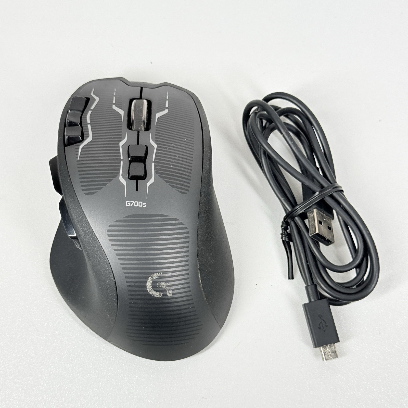 Logitech G700s Wireless/Wired Laser Gaming Mouse NO RECEIVER G10 Button Broken