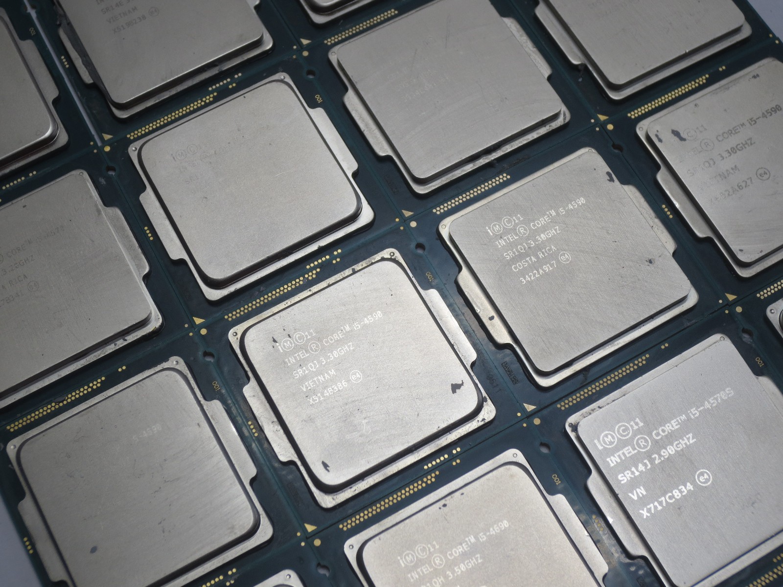 Lot of 22 Intel Core i5 4th Generation CPU Processor i5-4590S, i5-4690, and more