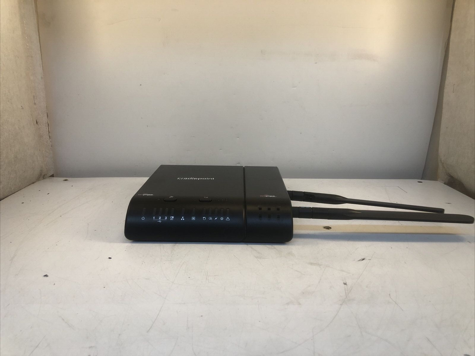 Cradlepoint CBA750B Router With Attached MC200LE Modem 3G/4G Wireless