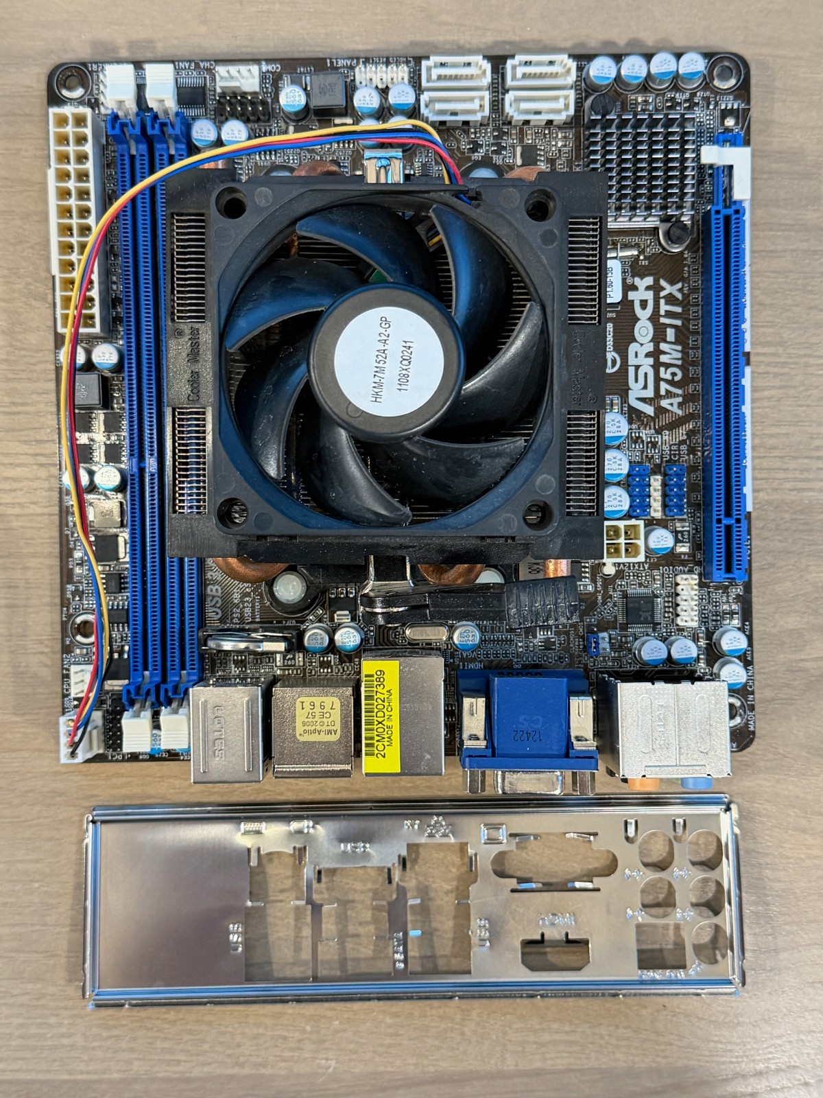AMD A6-3500 APU/CPU + Stock Cooler + BOWED ASRock A75M-ITX FM1 Motherboard DDR3
