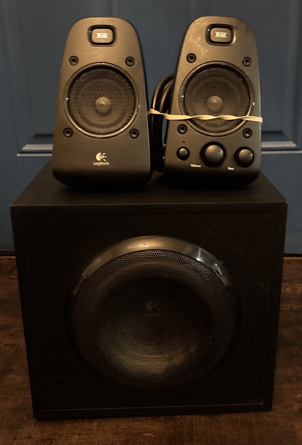 Logitech Z623 THX 2.1 Speaker System w/ Subwoofer 200W RMS Tested Working