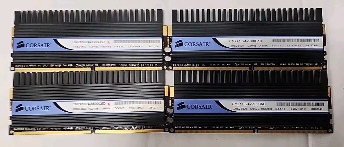 Corsair Dominator 4GB Kit (4 X 1GB) DDR2 8500 1066MHz with Airflow RAM Cooler
