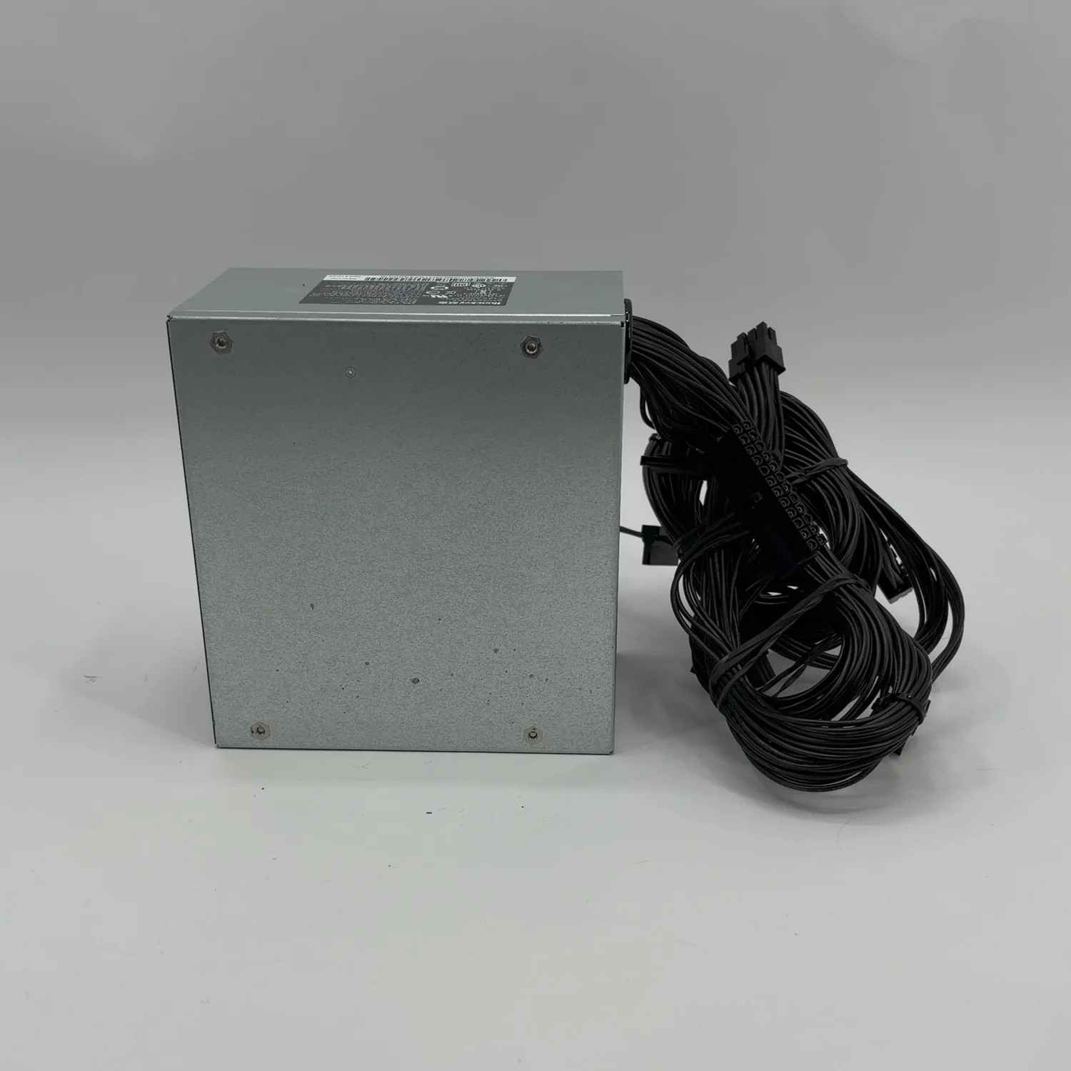 HuntKey HK600-15PP 80 Plus 500W Non Modular Switching Power Supply