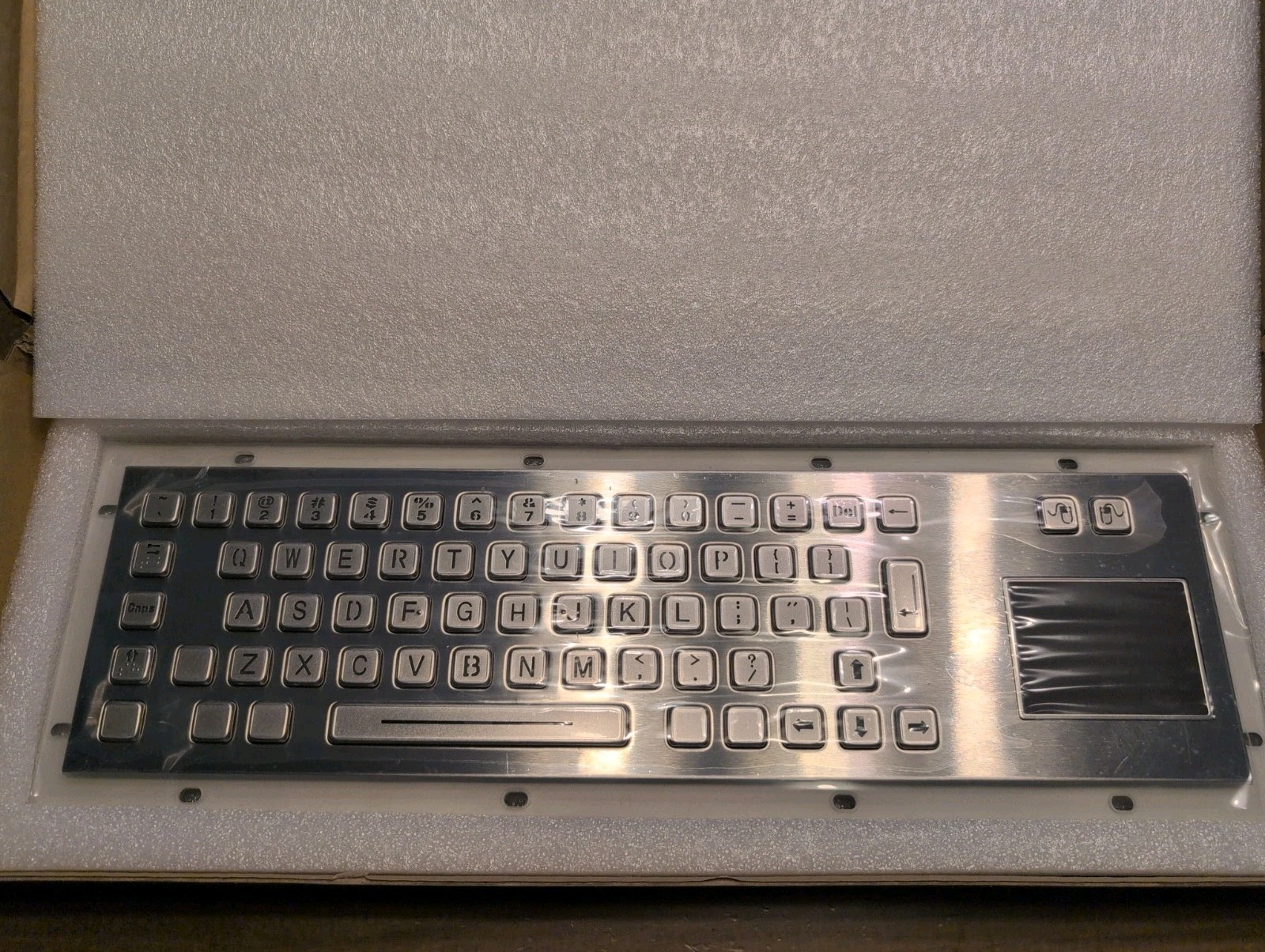 CTRL INDUSTRY GT-S392TP-L 65 KEY US LAYOUT USB METAL KEYBOARD WITH TOUCHPAD