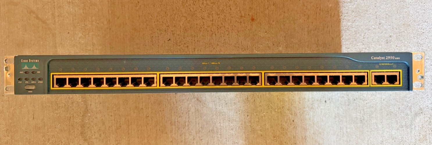 NICE Cisco Catalyst 2950 WS-C2950T-24 24 Port 10/100 Managed Network Switch
