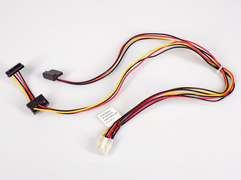 Fujitsu T26139-Y4012-V201 Replacement Part: SATA Power Cable Cord for Esprimo D757