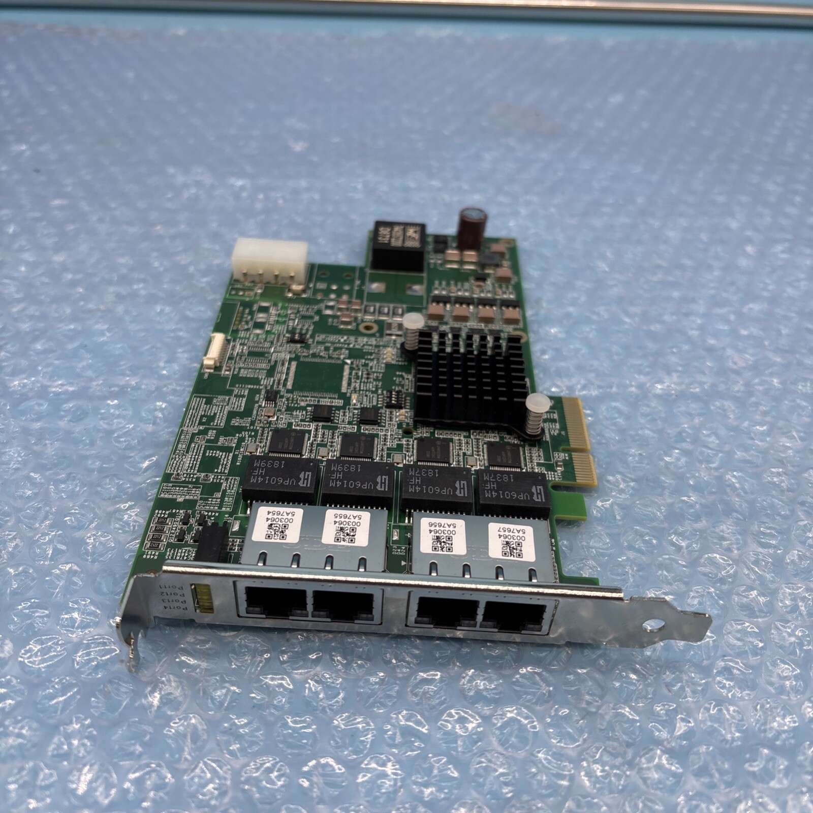 Adlink PCIe-GIE74C Frame Grabber / Video Capture Card 51-18531-0A10 Used