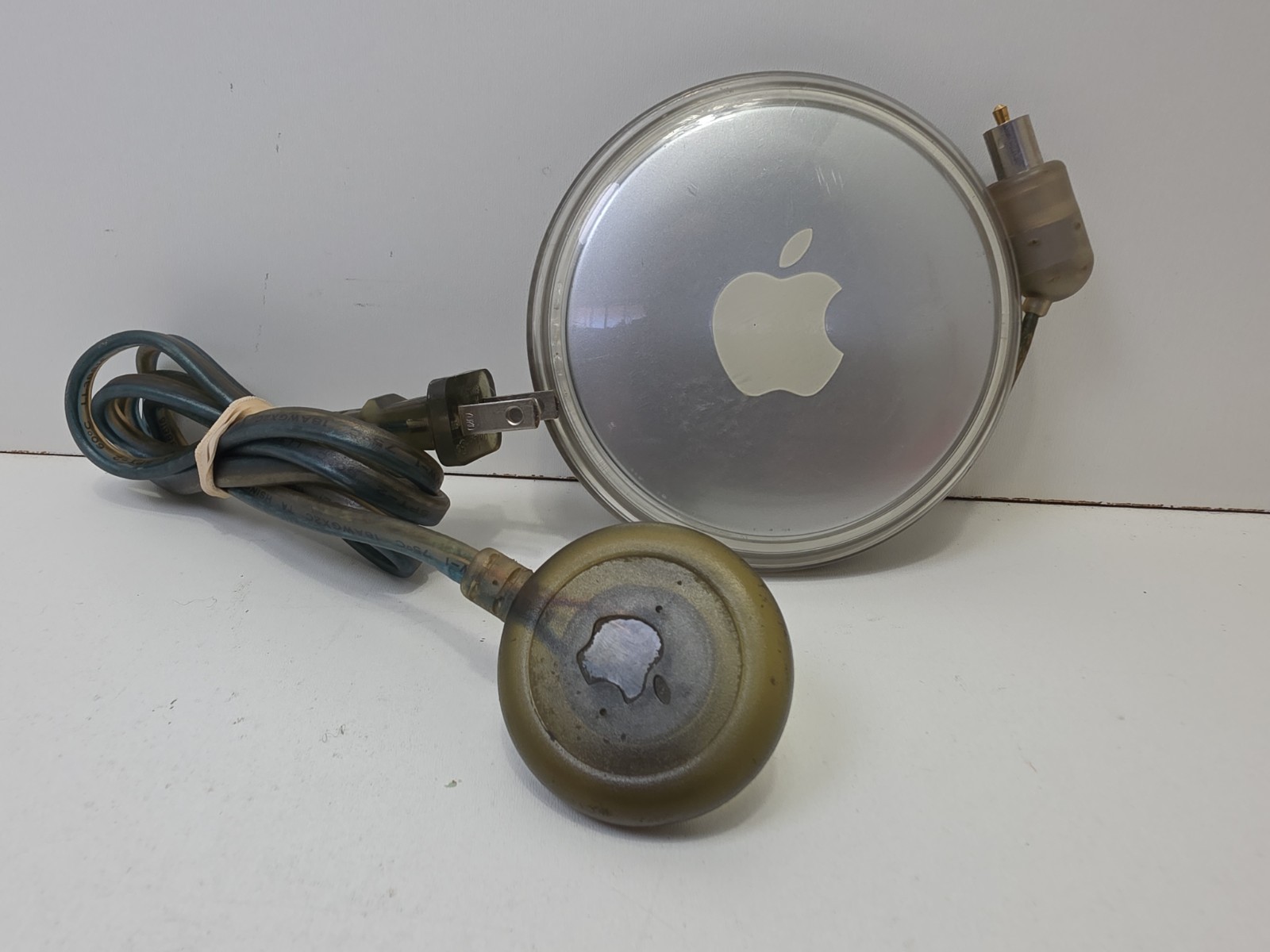 Apple 45W Vintage Power Adapter For iBook G3 Model M7332 Yo-Yo