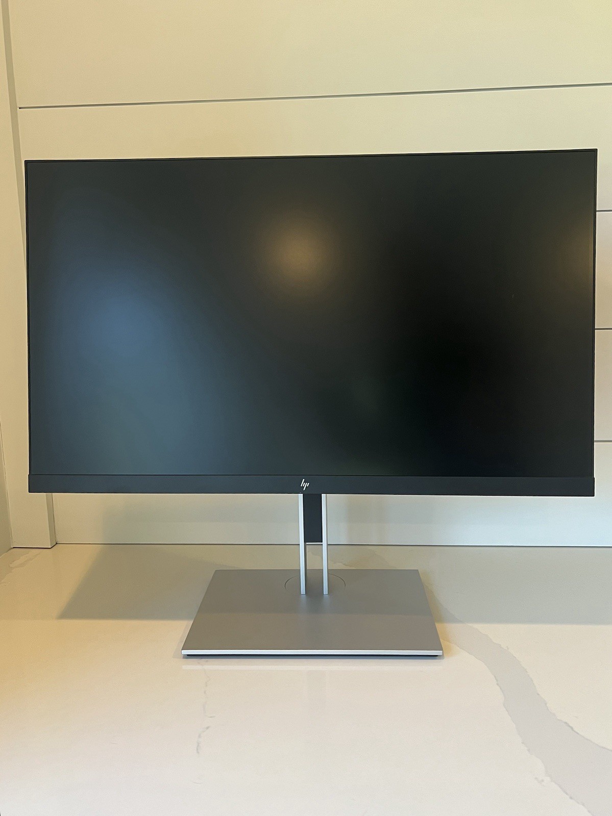 27 in HP Monitor