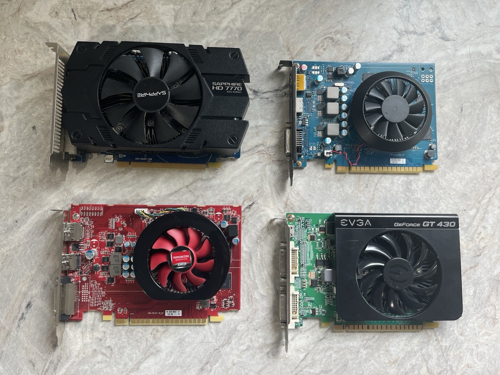 Graphics Card Mixed Lot AMD Radeon / GeForce GTX / Sapphire HD - Lot of 4