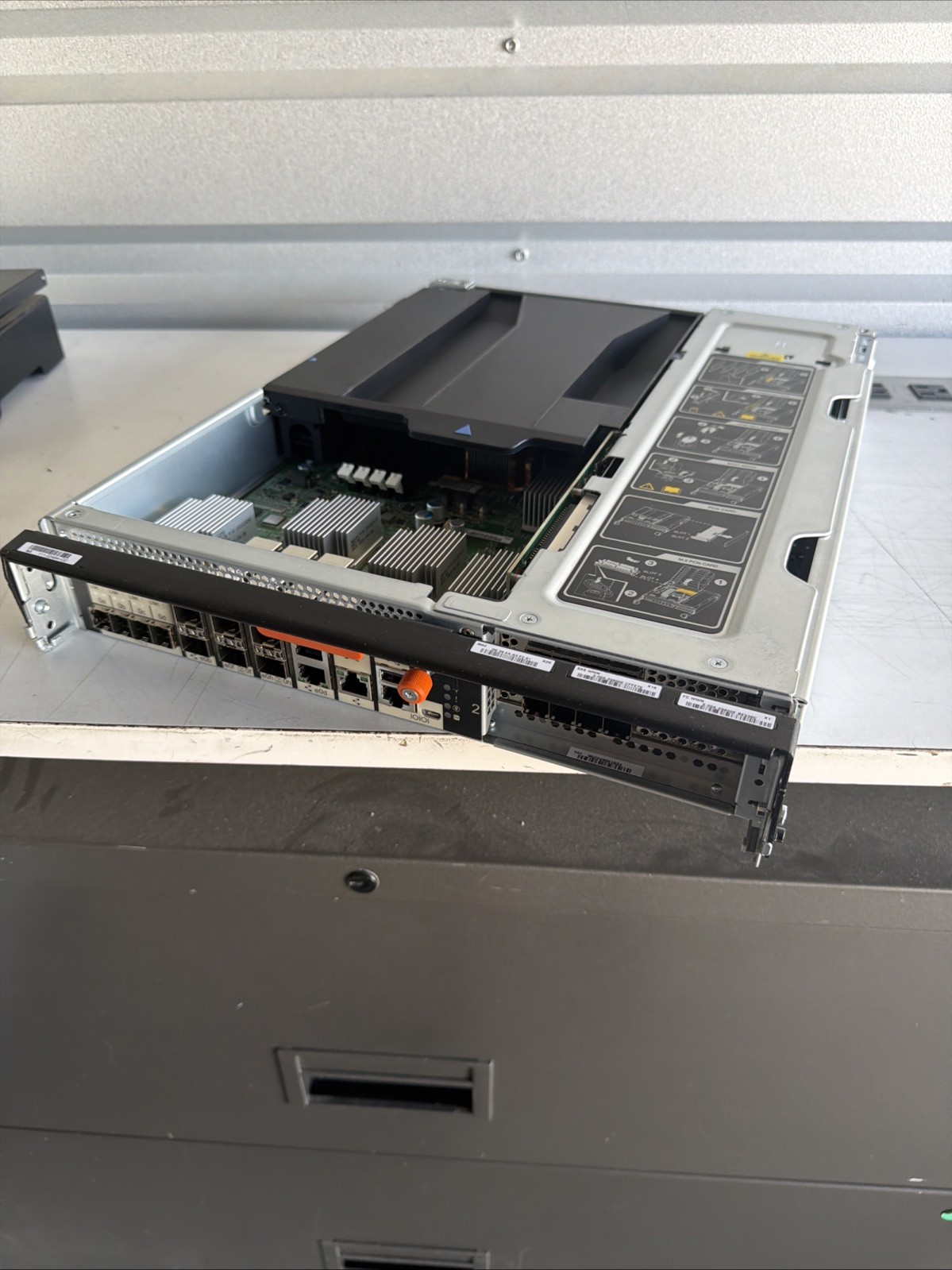 NETAPP  111-02494+G0 CONTROLLER MODULE