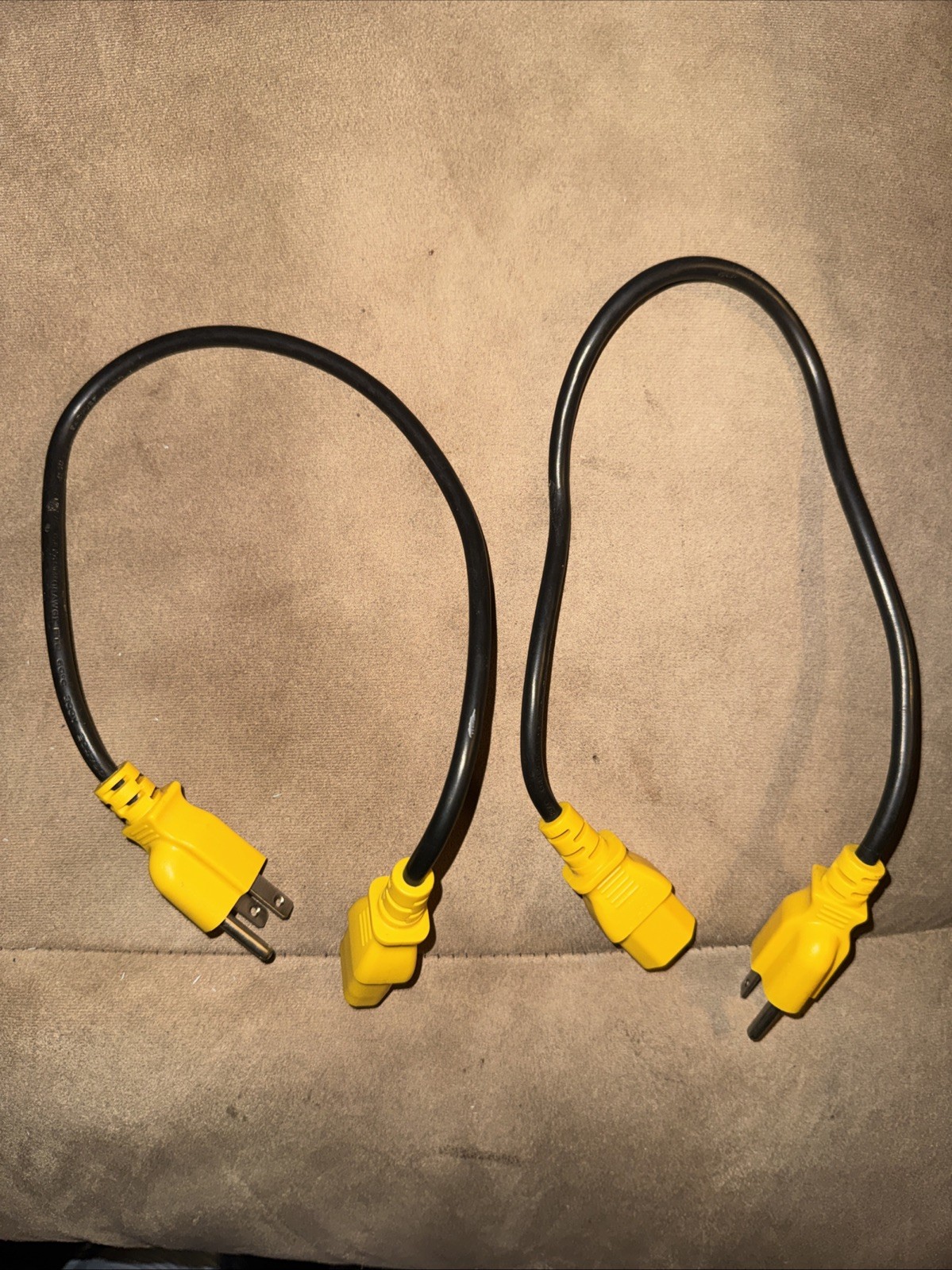IEC 320 C14 To C13 Power Cable Priced As Single Item 