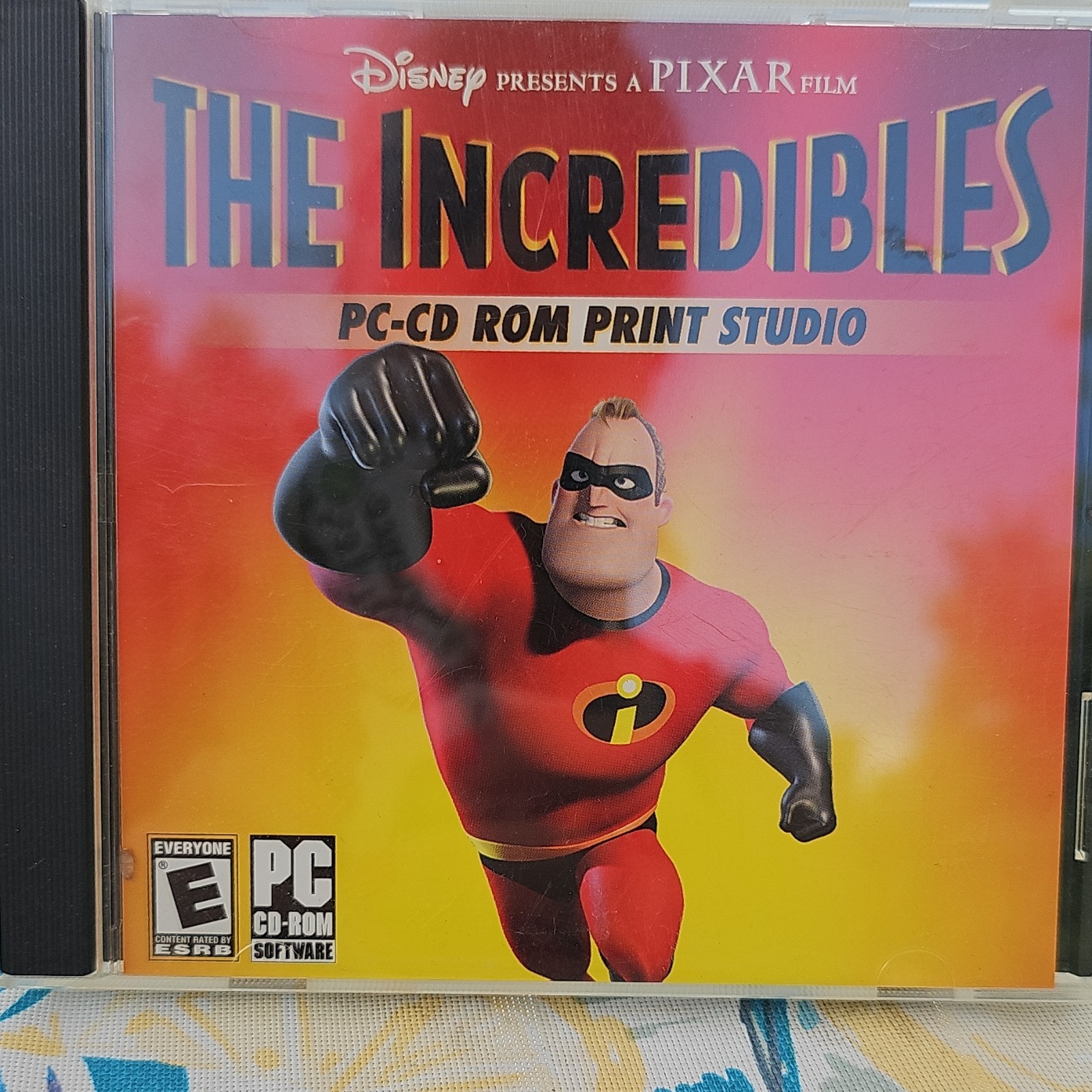 Disney Pixar The Incredibles Print Studio PC CD-ROM Windows 98/Me/XP English