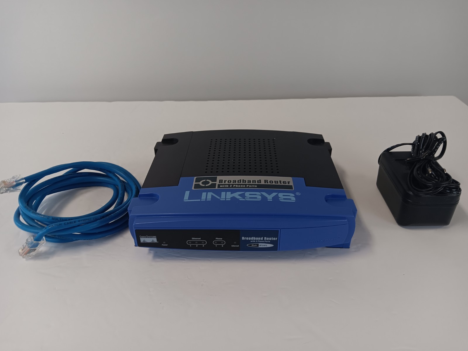 Linksys RT31P2-NA Broadband VoIP Router w/ 2 Phone Ports Ethernet Cable & Power