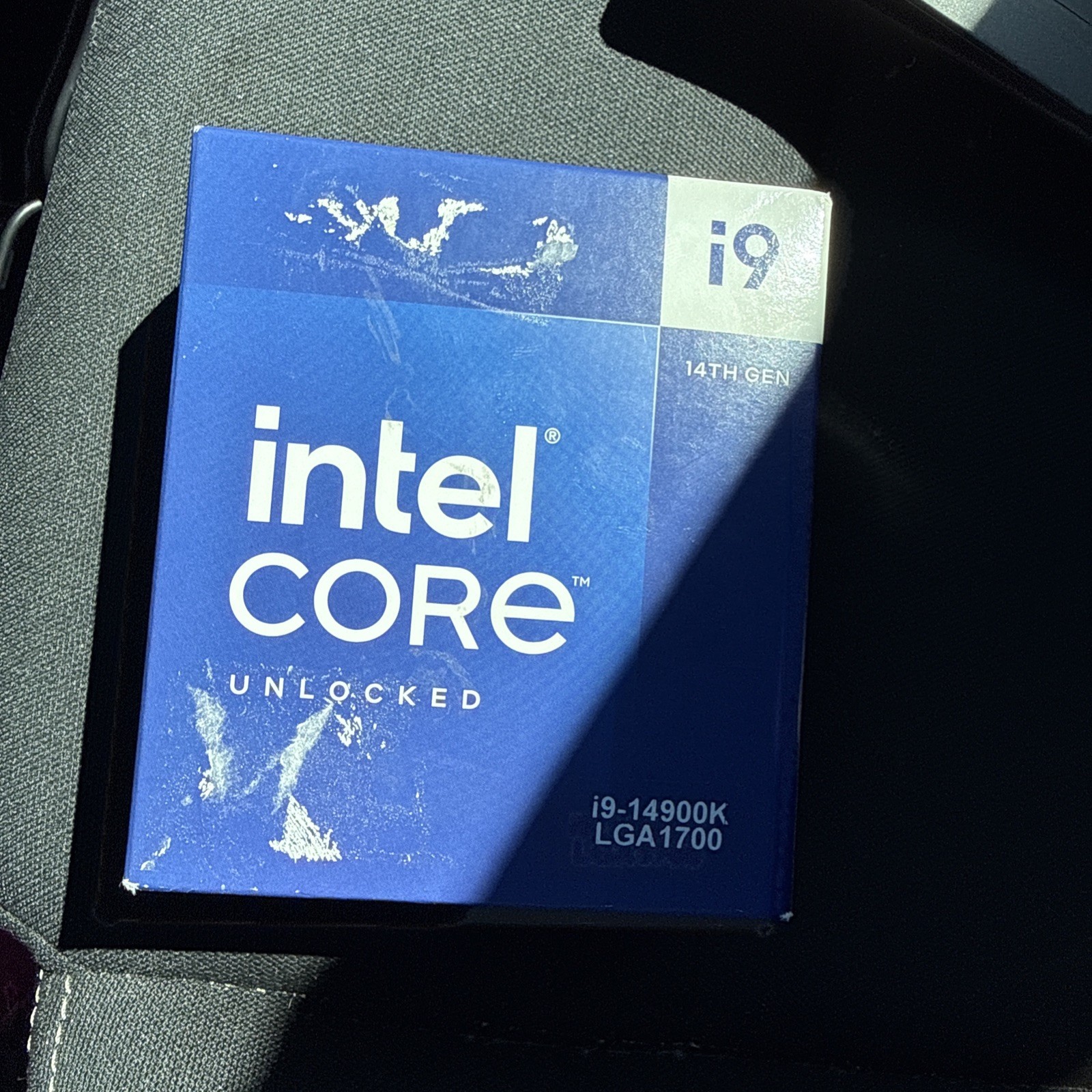 Intel® Core™ i9-14900K Desktop Processor 24 cores (8 P-cores plus 16 E-cores)