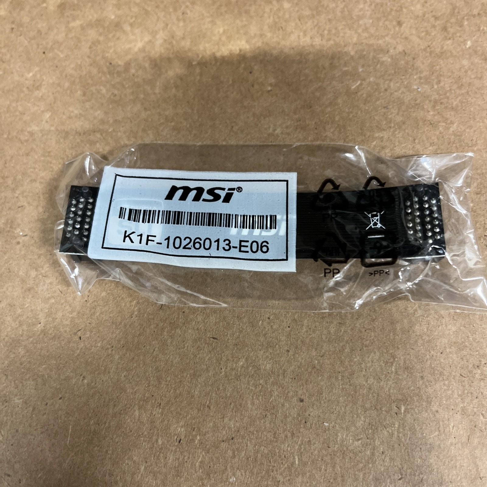 MSI NVIDIA 4" / 10 Cm SLI Bridge K1f-1026013-e06 Multi GPU Link Cable 7jl10