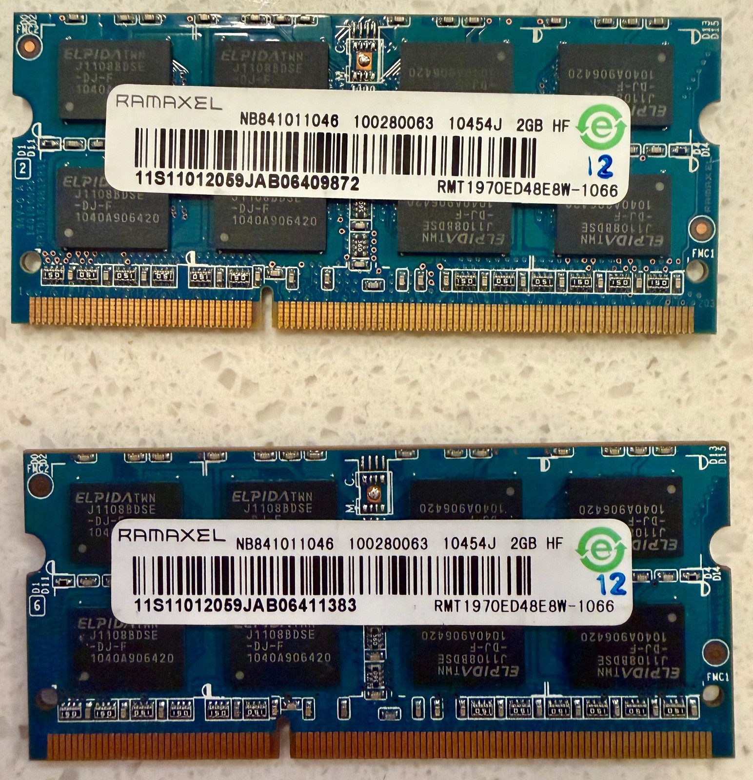 Ramaxel 4GB (2GB X 2) RMT1970ED48E8W