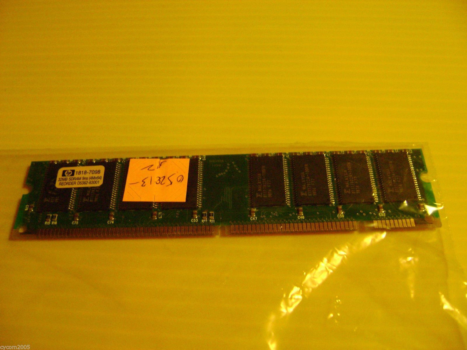HP 32MB PC100 SDRAM-100MHz non-ECC Unbuffered CL2 168-Pin DIMM 1818-7098