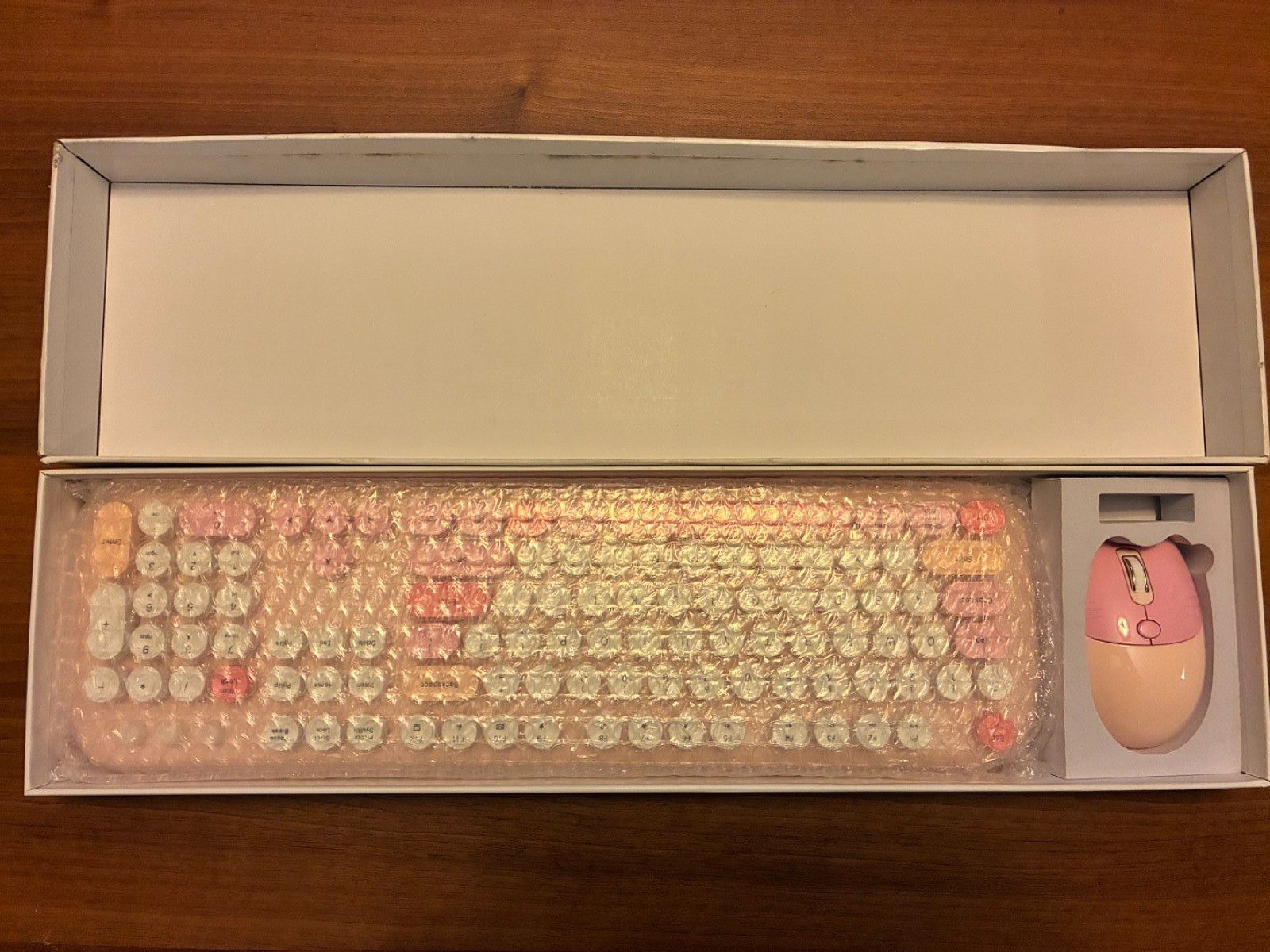 Geezer Zero Pink Cat Themed Wireless Keyboard & Mouse