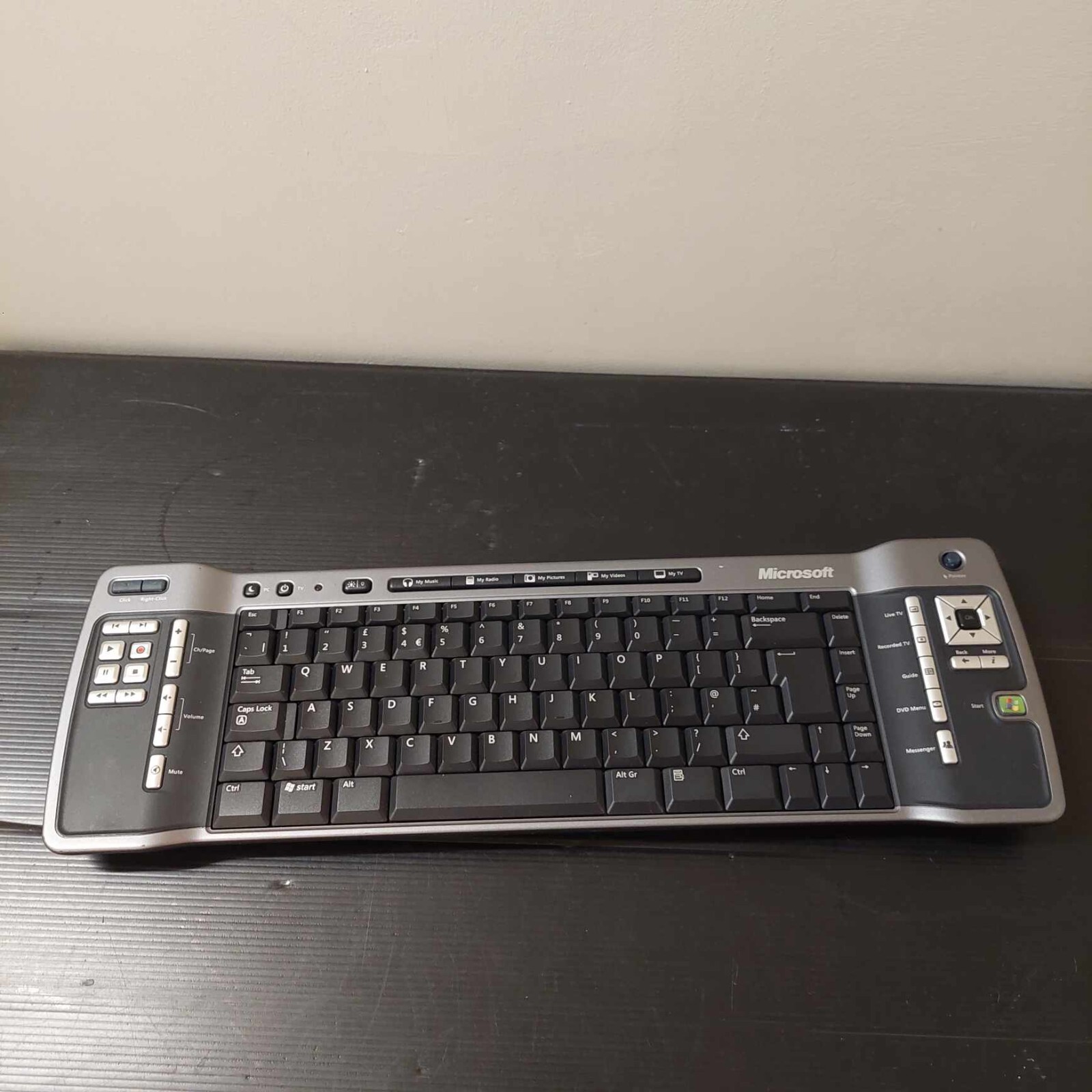 Microsoft 1044 Wireless Remote Keyboard All In One Media Keyboard Not Working