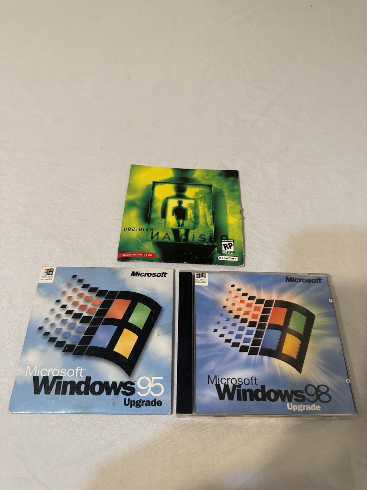 Microsoft Windows 95 98 Upgrade CD-ROM w/ Keys + Obsidian Demo Vintage PC Lot