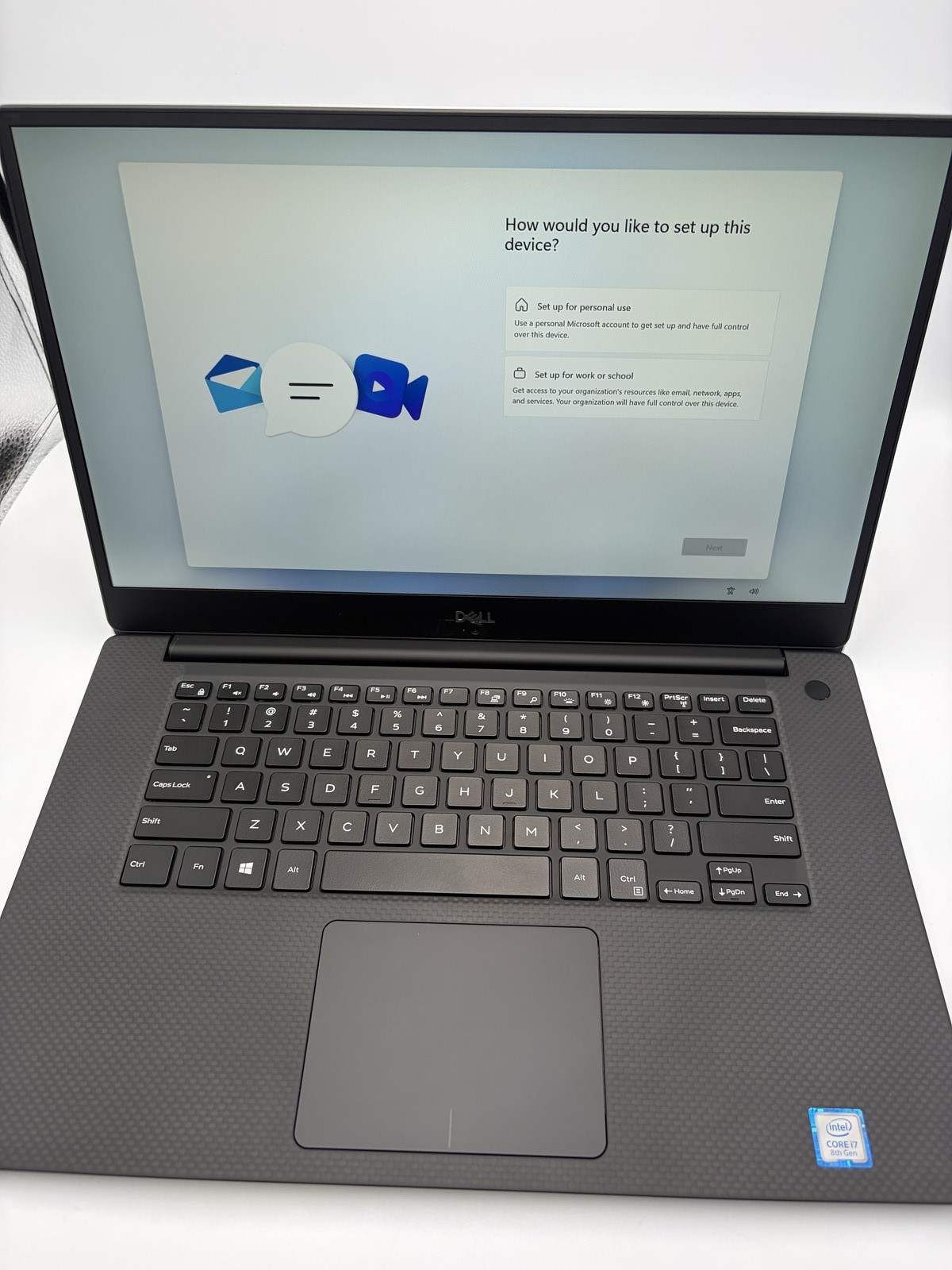 Dell XPS 15 9560 (2015) Intel Core i7-8750H CPU @ 2.20GHz 16 GB RAM 512 GB SSD