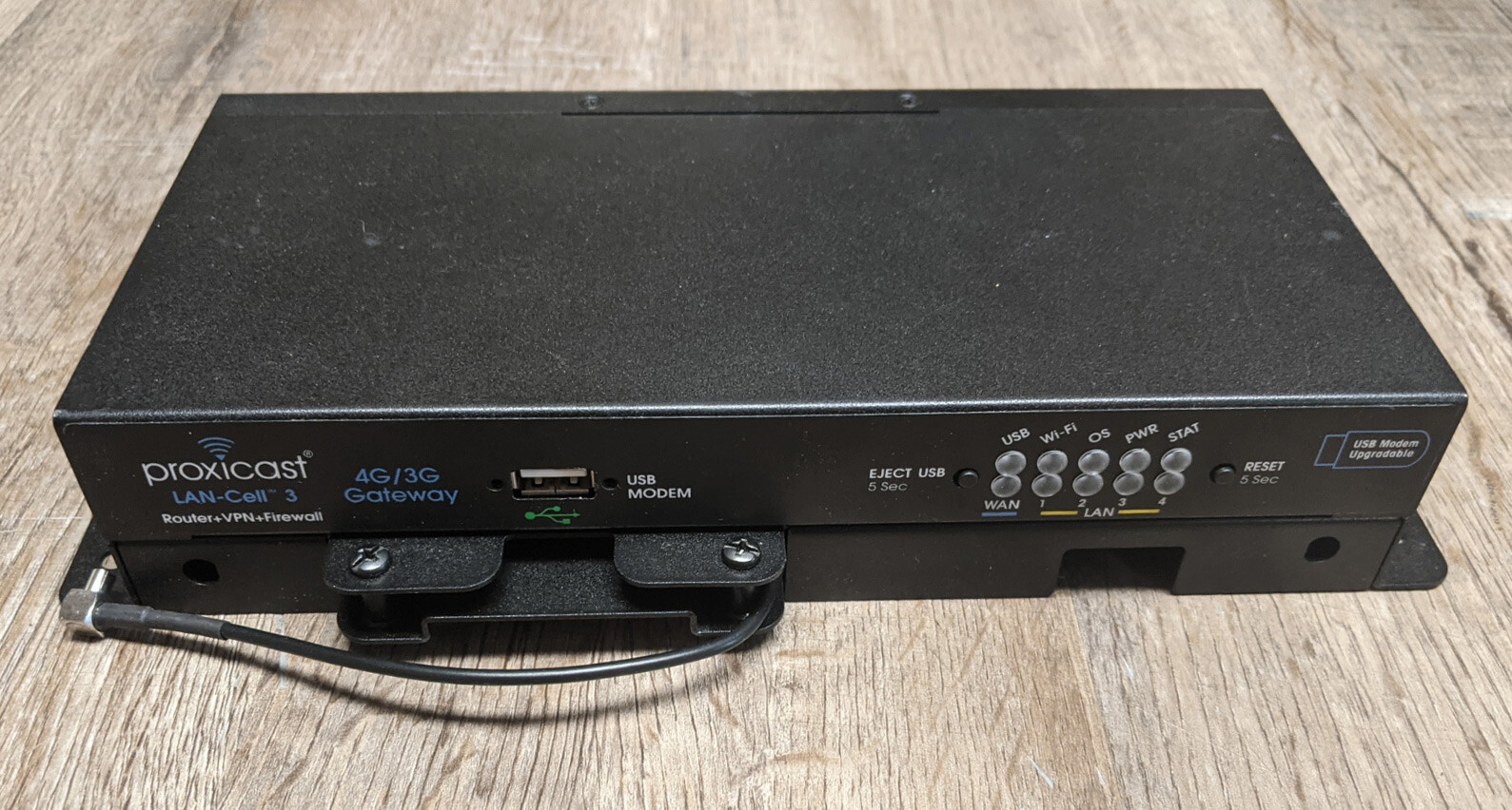 Proxicast LAN-Cell 3 LC3-52U 4G/3G Cellular Router + VPN + Firewall