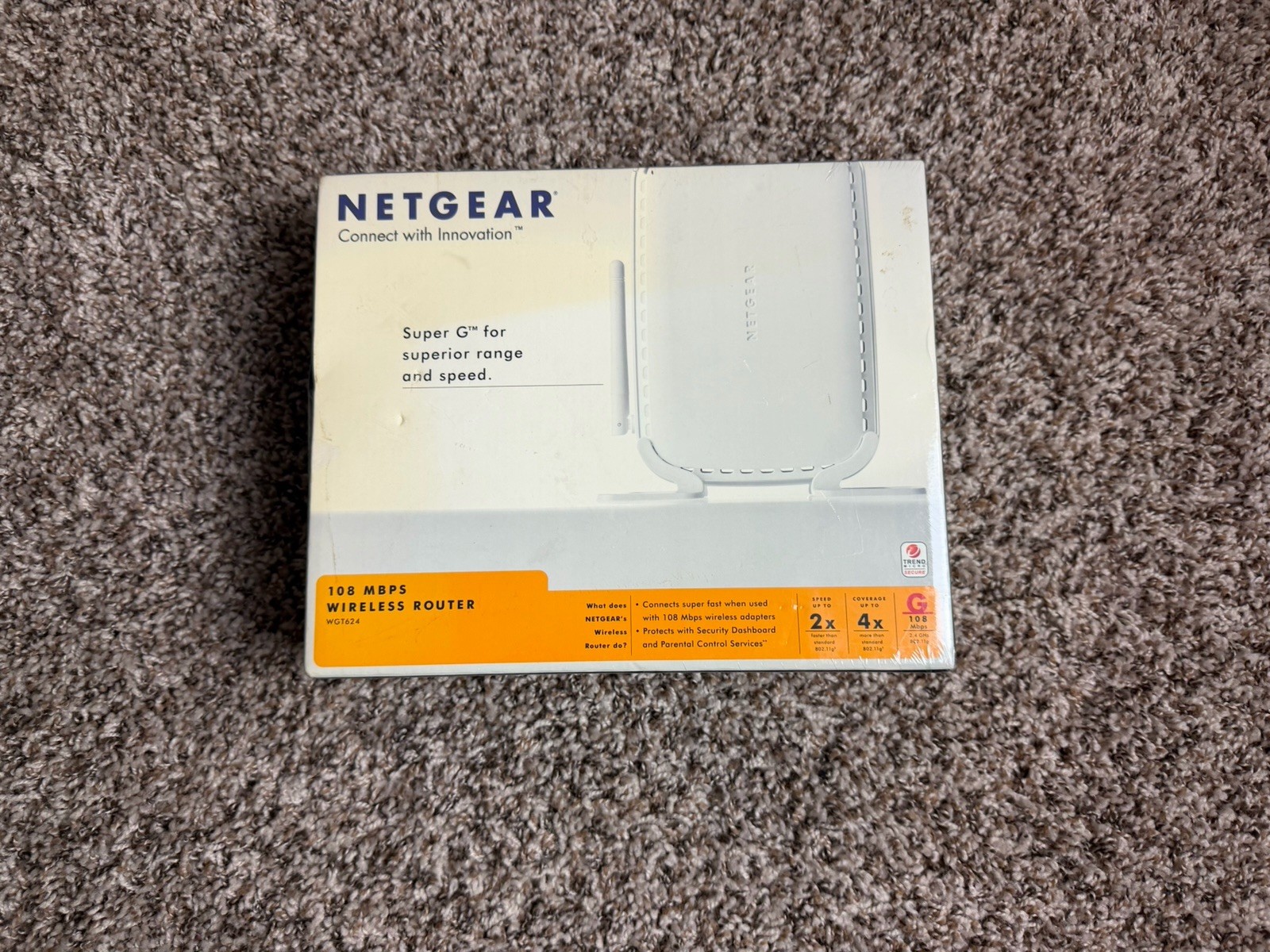 NEW NETGEAR WGT624 v4 108Mbps 4-Port Wireless Firewall Router w/ Adapter Super G