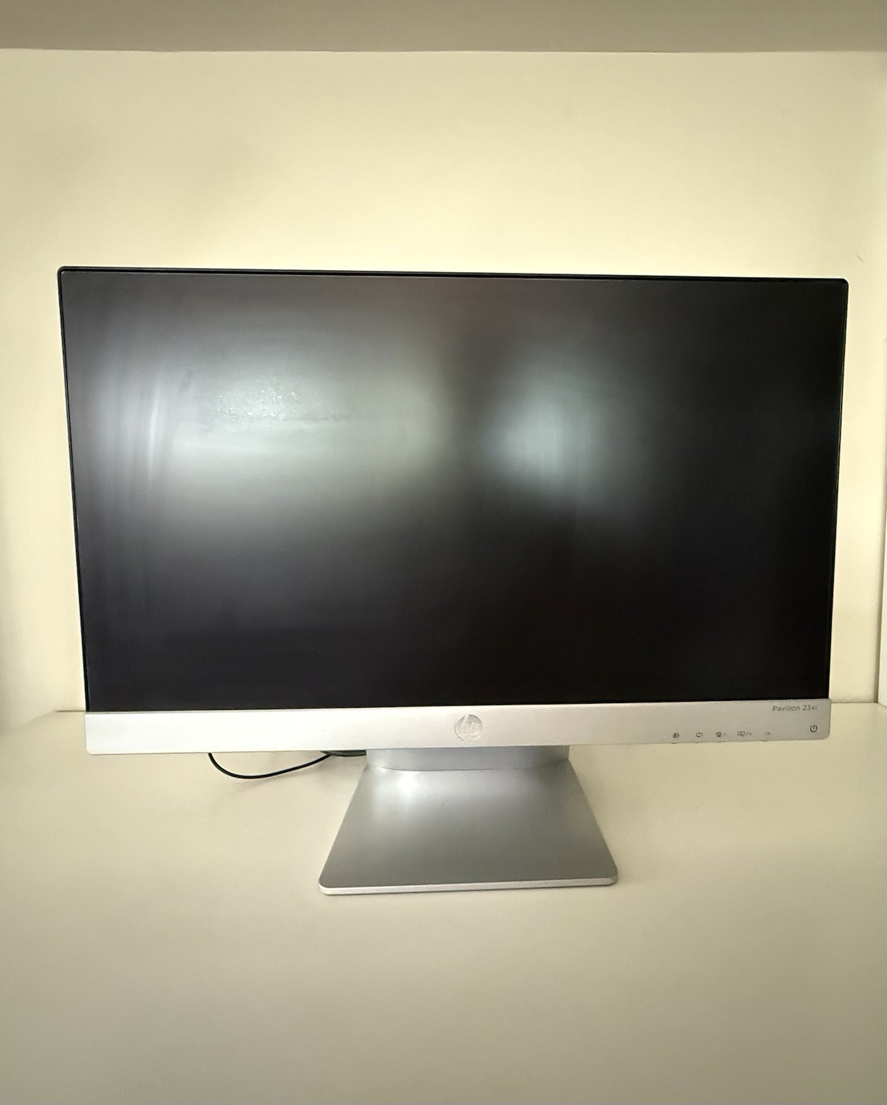 HP Pavilion 23xi 23" IPS LED Backlit Monitor GREAT CONDITION