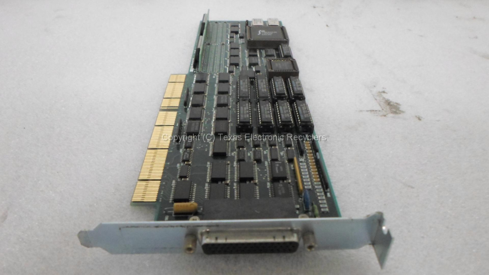 Digi 30001462 Rev: A DBI A/N 30001464 Rev C EISA Xem Host Adapter