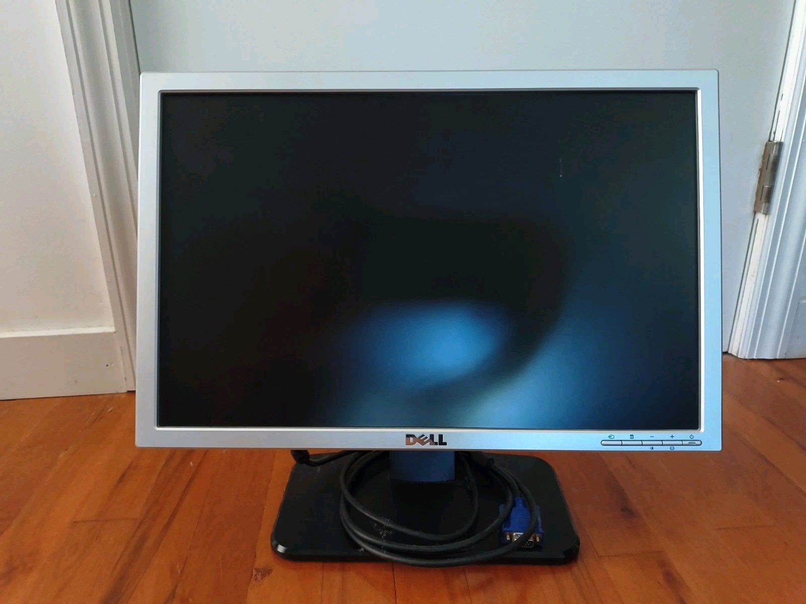 Dell SE198WFPv 19” Widescreen Monitor – Great Condition