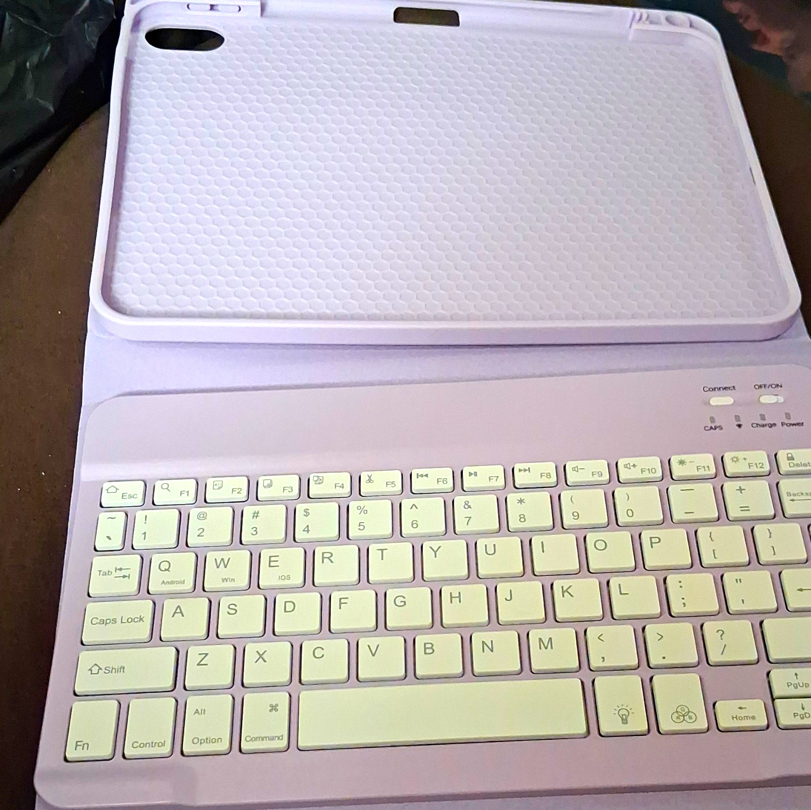 White Compact Tablet Keyboard Folio Case Cover, English QWERTY Standard