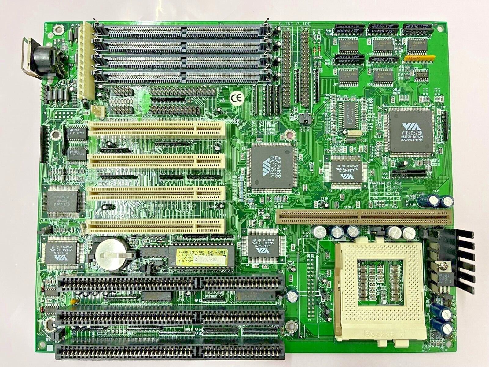 VINTAGE FIC PA-2002 VIA APOLLO 570M SOCKET 7 AT MB INTEL AMD K5 K6 CYRIX MBMX38