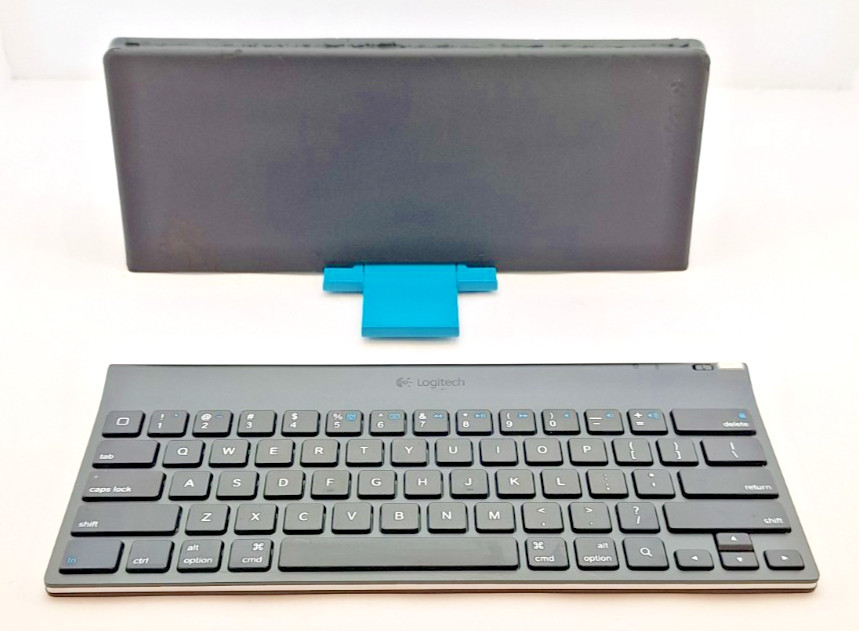 Logitech Logi Y-R0021 Bluetooth Keyboard 820-003932 w/ Slim Folio Case For iPad