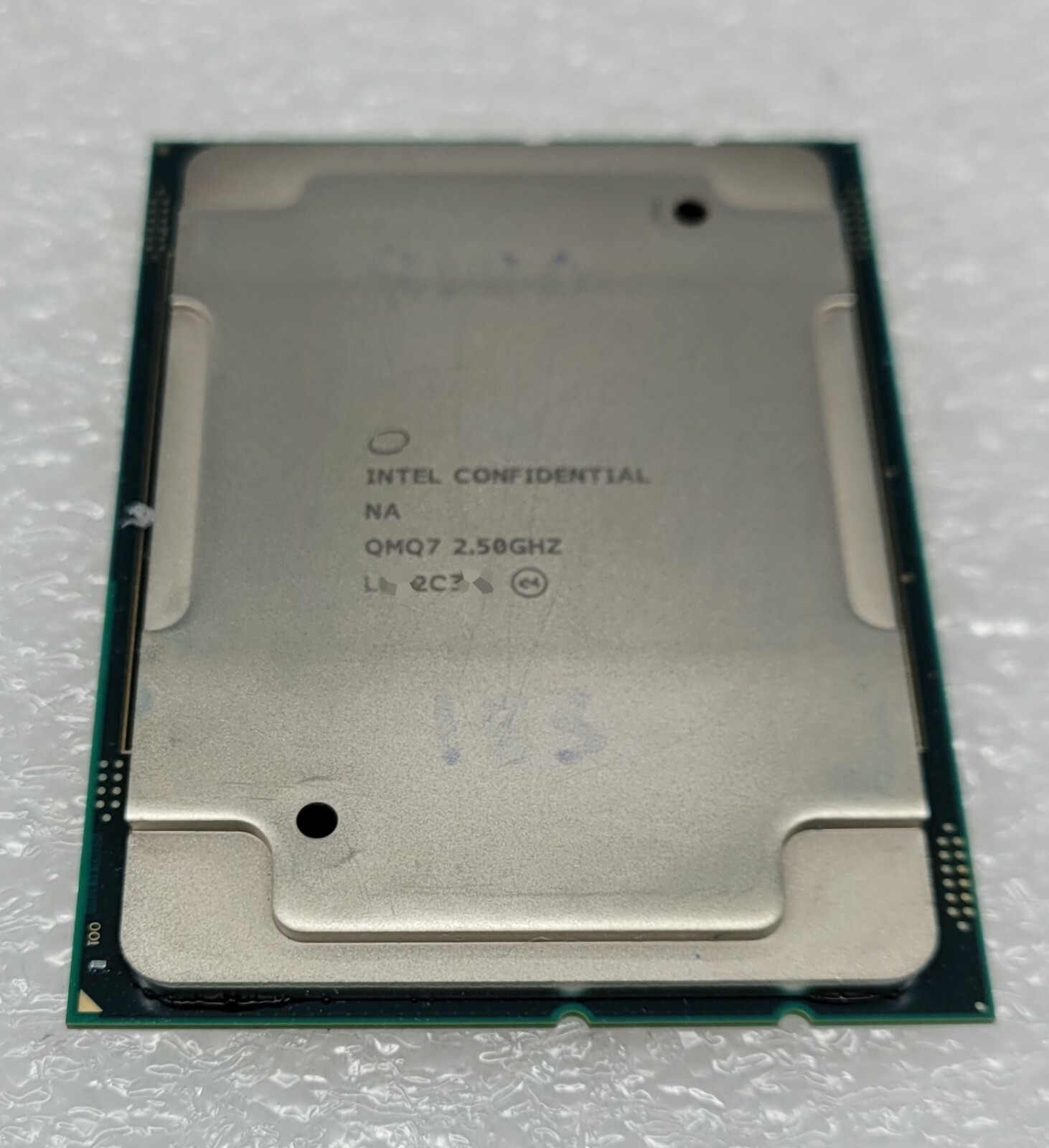 QMQ7 Intel CONFIDENTIAL 2.5GHz 28-Core 38.5MB CPU (~ Platinum 8180 Processor)